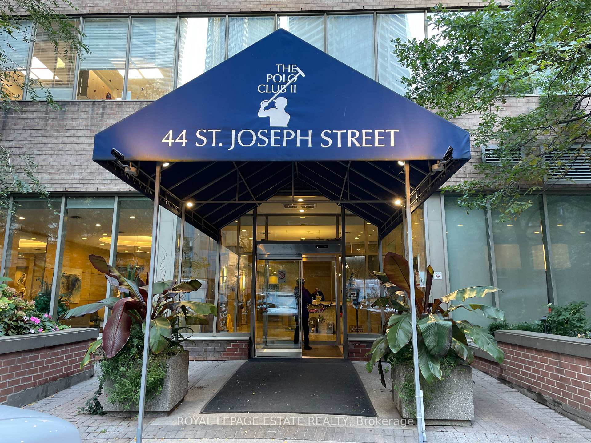 Photo 2 of Unit 701, 44 St Joseph Street, Toronto, Bay Street Corridor — HOMEH