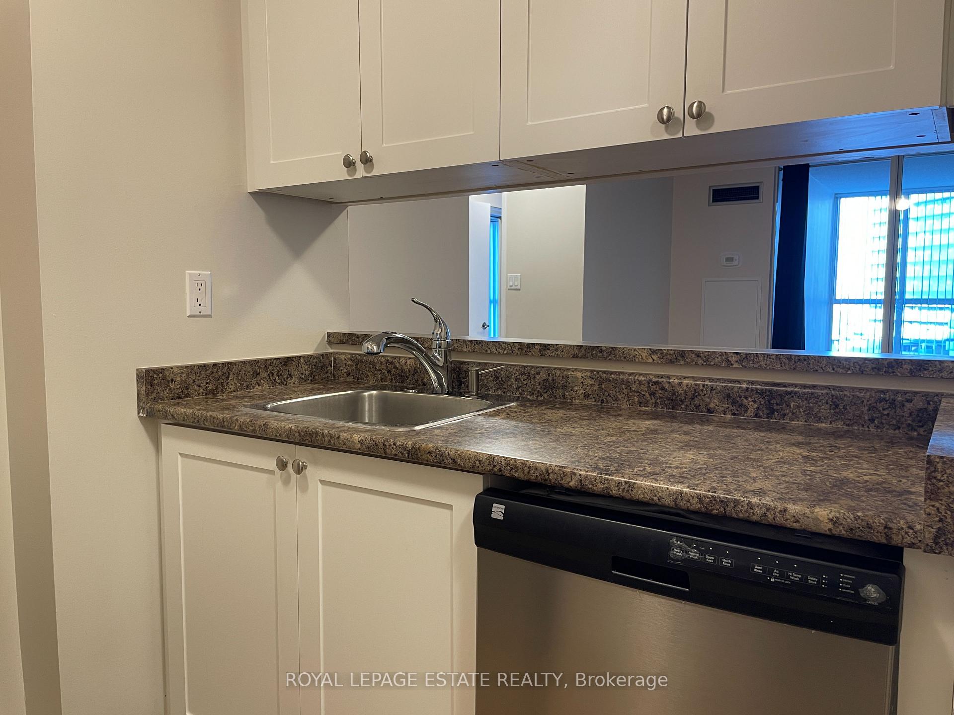 Photo 6 of Unit 701, 44 St Joseph Street, Toronto, Bay Street Corridor — HOMEH