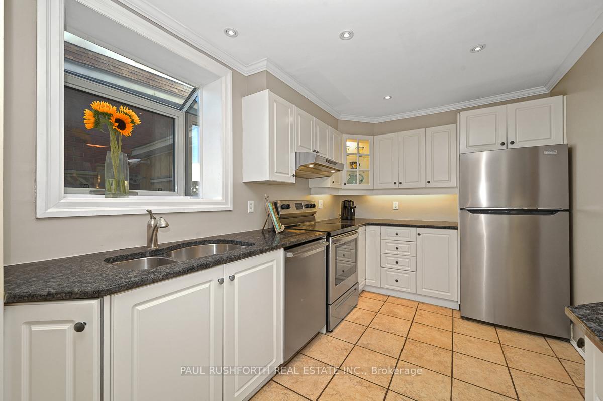 Photo 12 of 107 Mason Terrace, Ottawa, Ottawa East — HOMEH