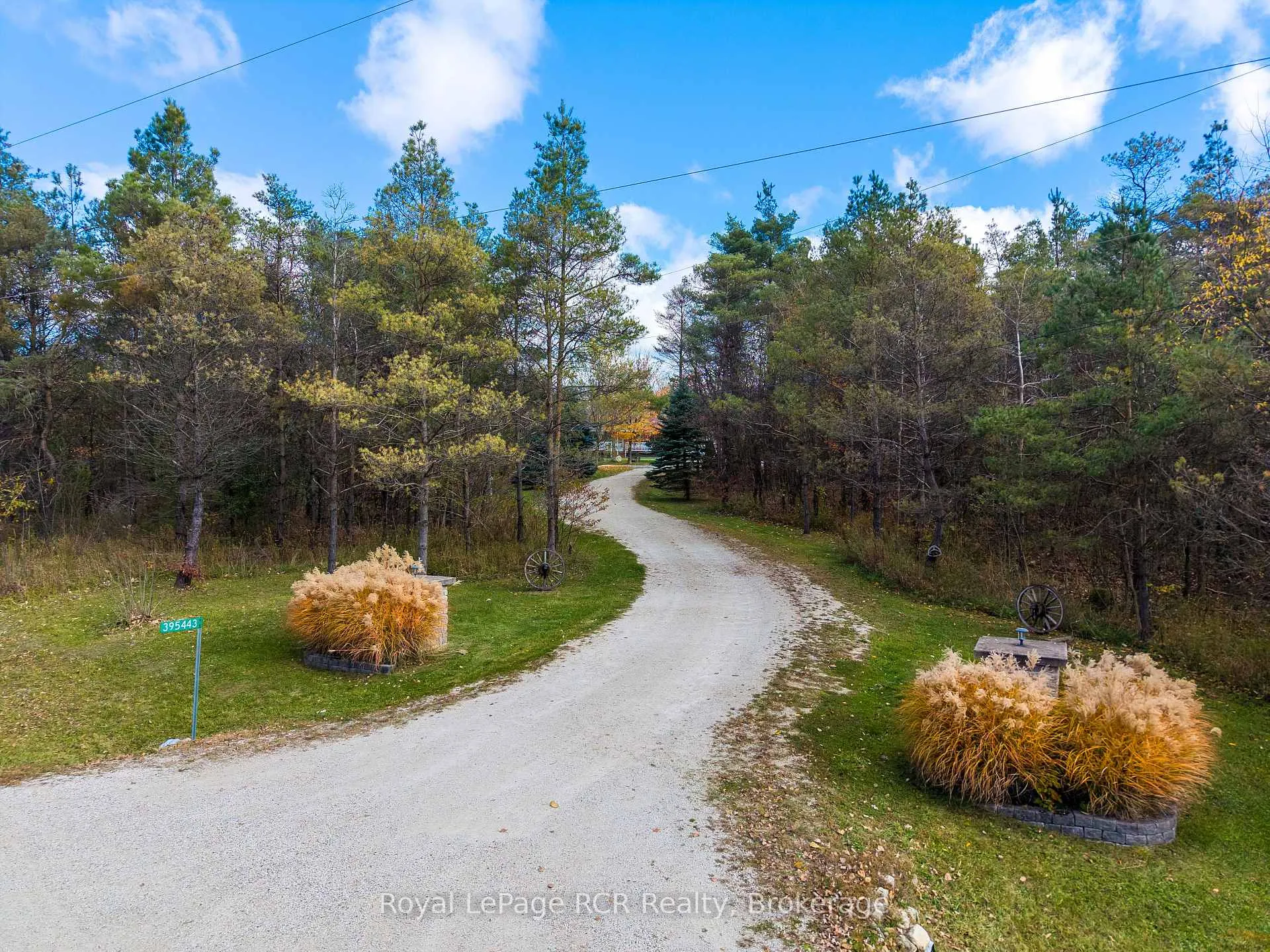 Photo 3 of 395443 2 Concession, Chatsworth — HOMEH