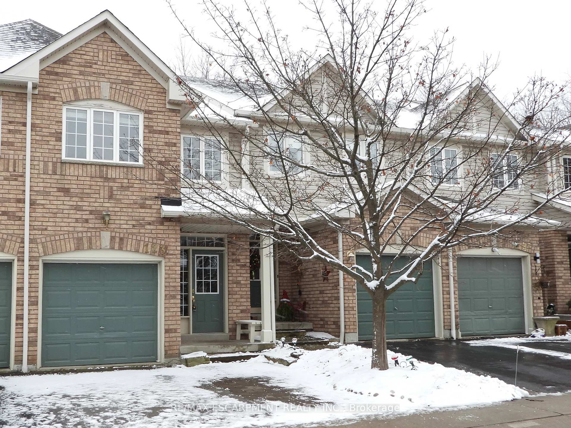 Photo 1 of Unit 123, 710 Spring Gardens Road, Burlington, Bayview — HOMEH