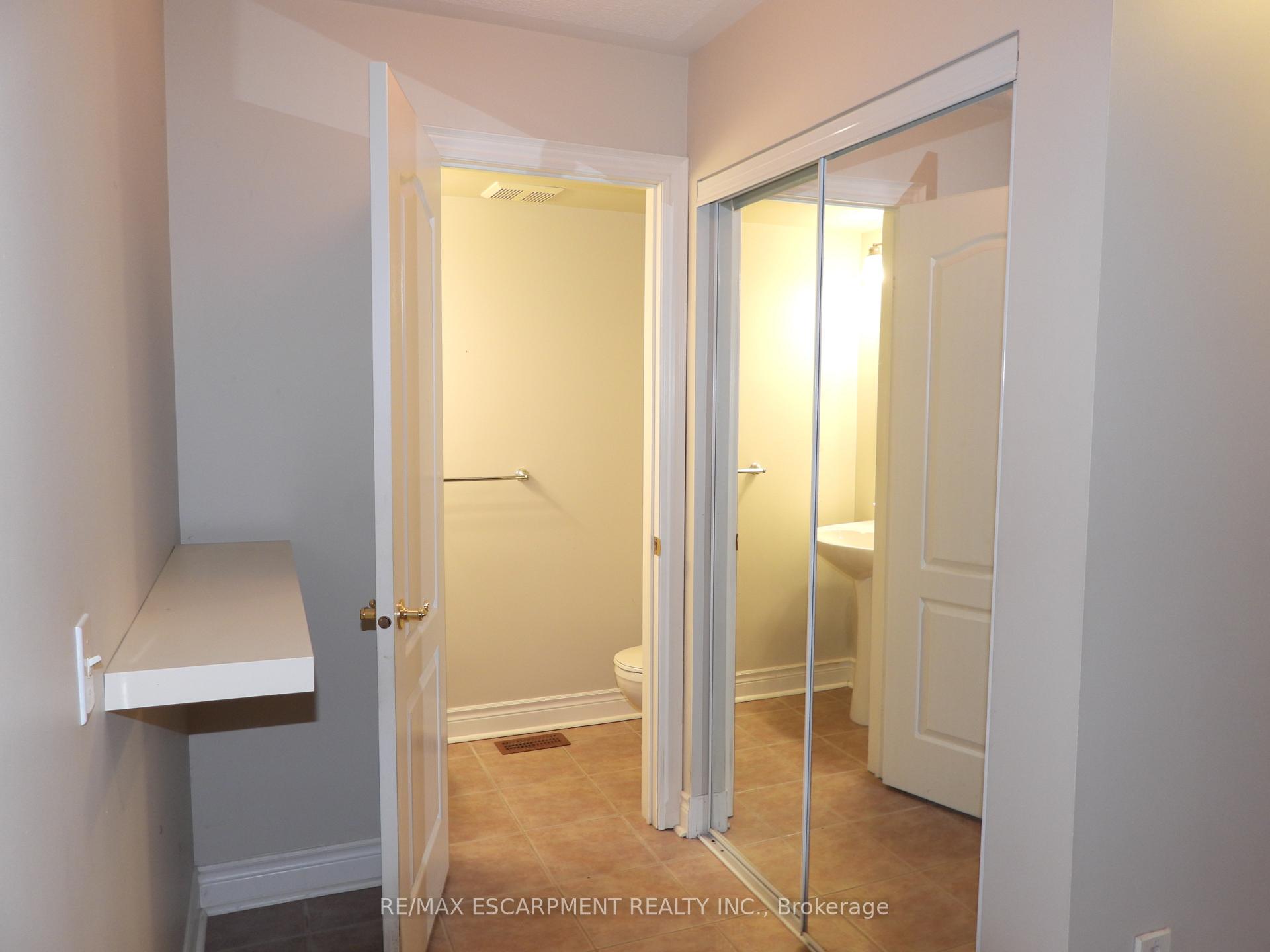 Photo 4 of Unit 123, 710 Spring Gardens Road, Burlington, Bayview — HOMEH