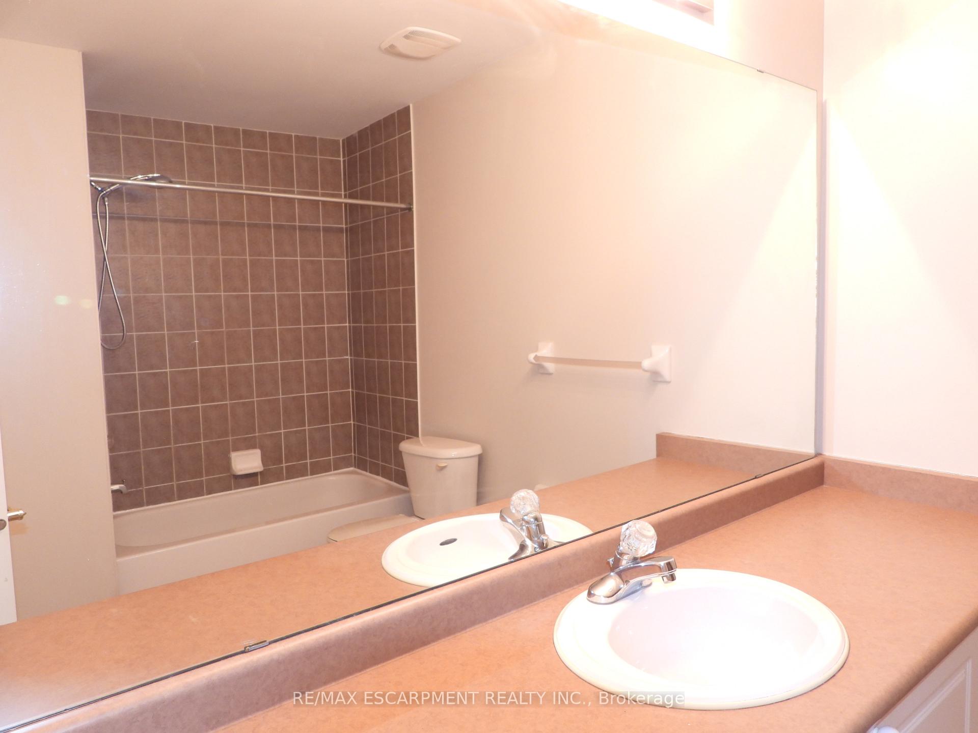 Photo 20 of Unit 123, 710 Spring Gardens Road, Burlington, Bayview — HOMEH