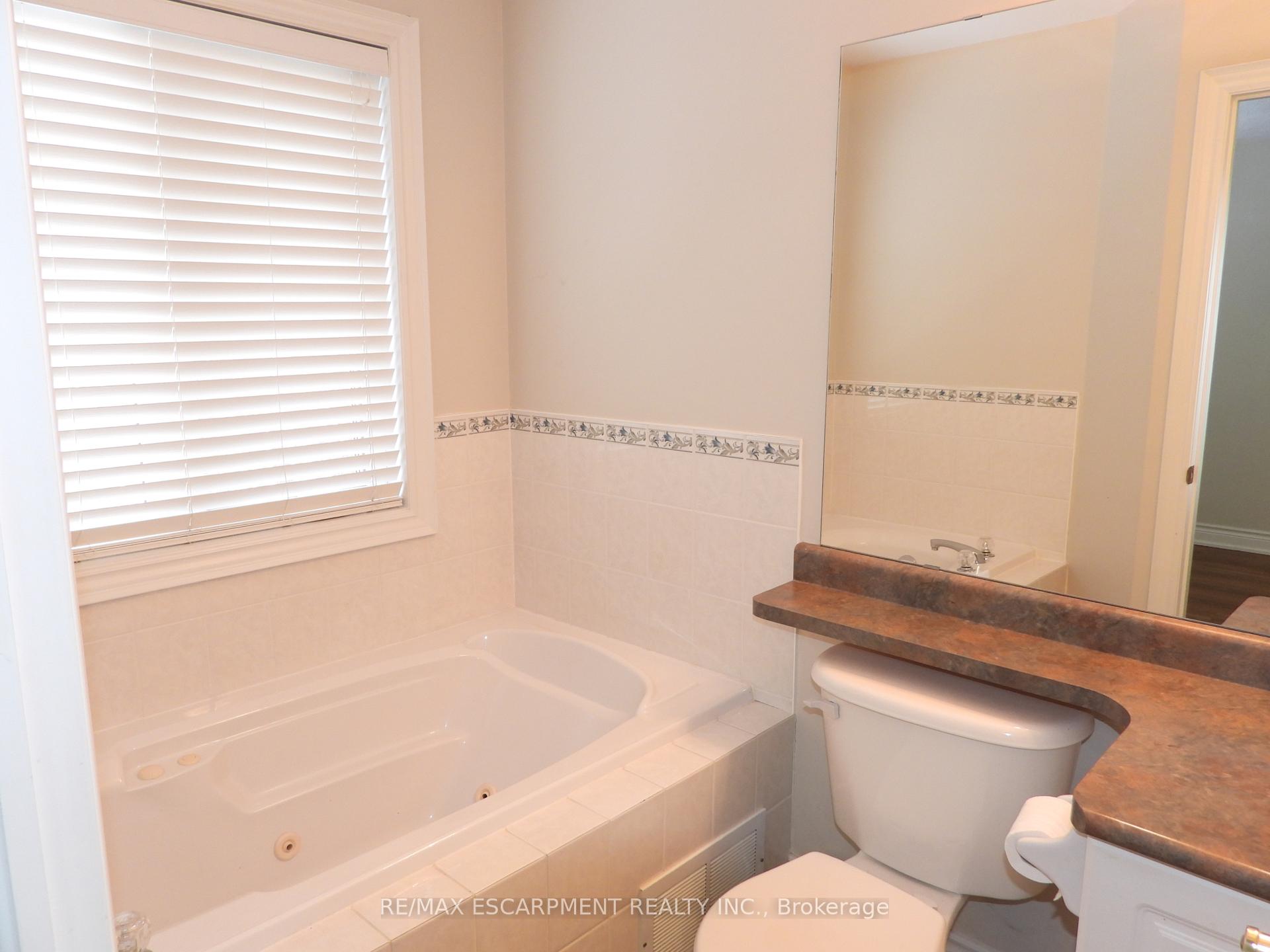 Photo 26 of Unit 123, 710 Spring Gardens Road, Burlington, Bayview — HOMEH