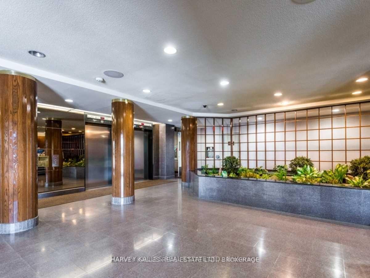 Photo 2 of Unit 708, 7420 Bathurst Street, Vaughan, Brownridge — HOMEH