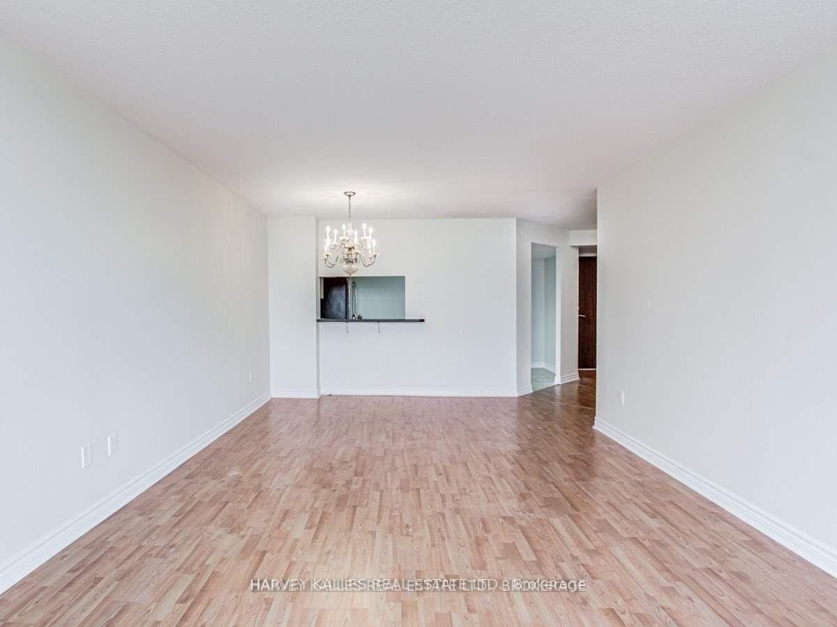 Photo 7 of Unit 708, 7420 Bathurst Street, Vaughan, Brownridge — HOMEH