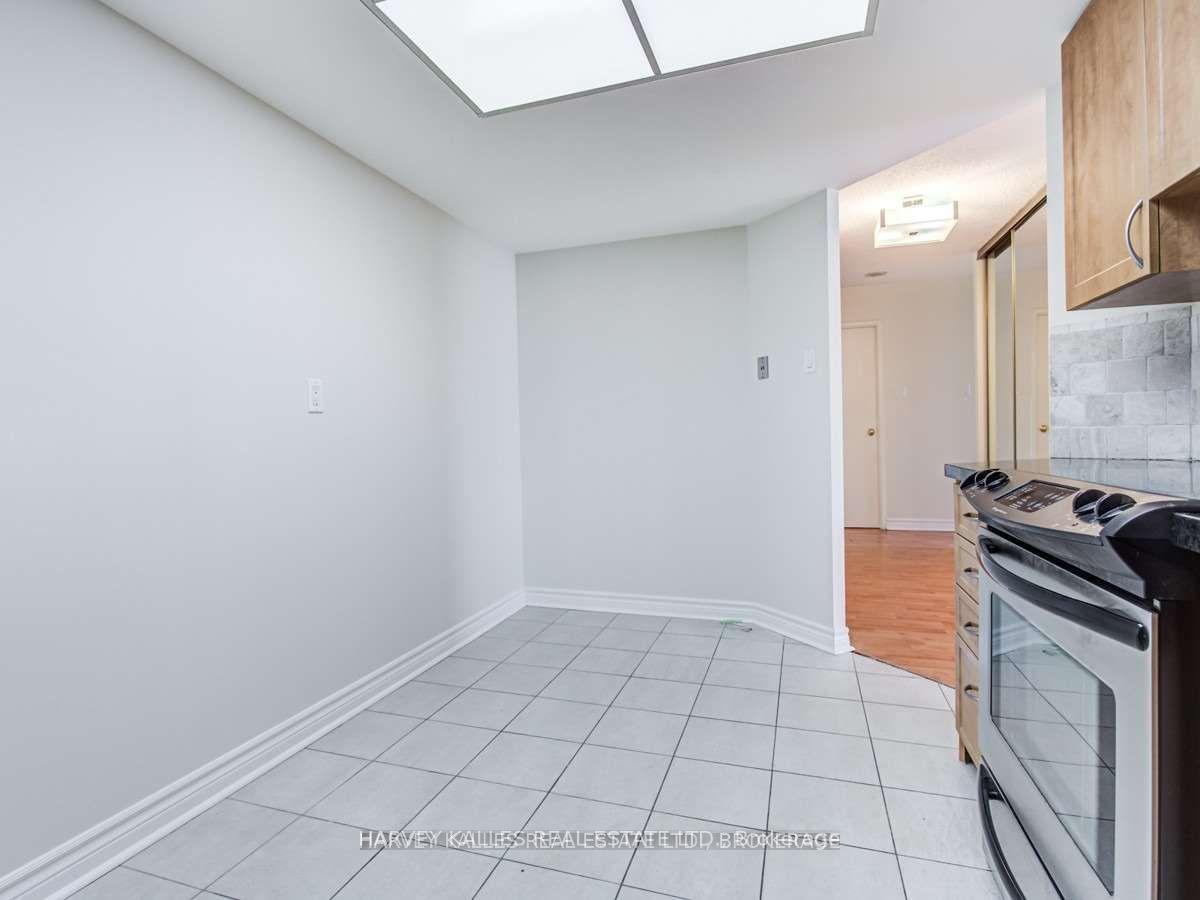 Photo 11 of Unit 708, 7420 Bathurst Street, Vaughan, Brownridge — HOMEH