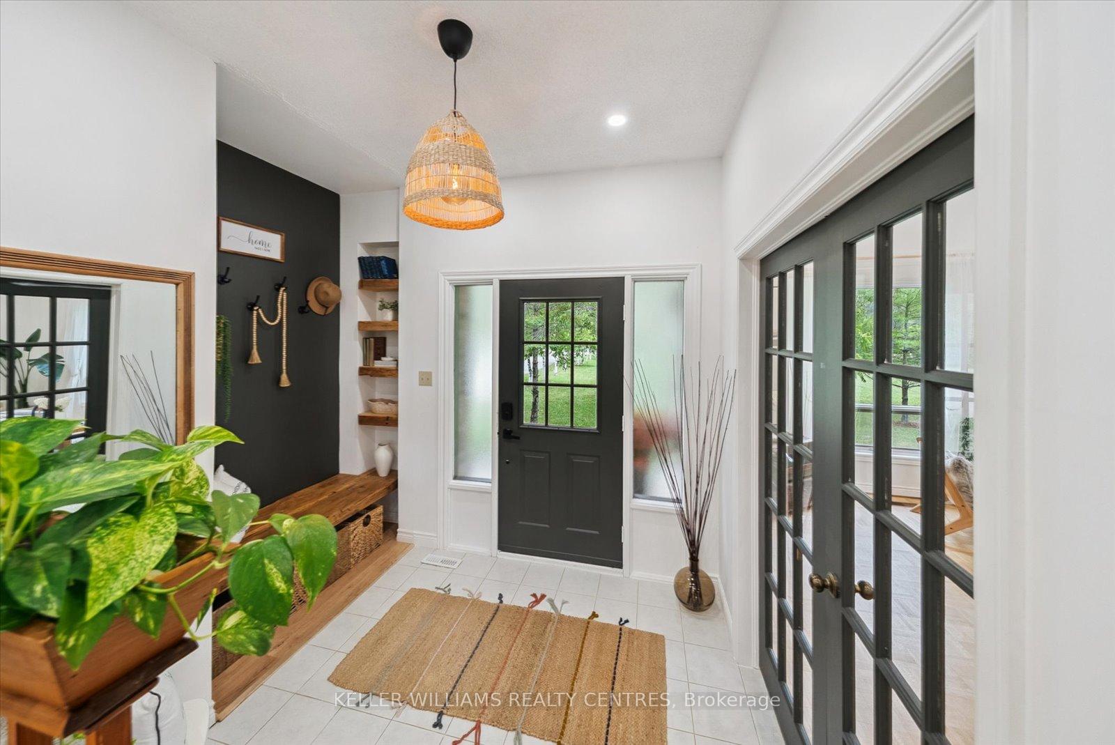 Photo 3 of 25154 Valley View Drive, Georgina, Sutton & Jackson's Point — HOMEH