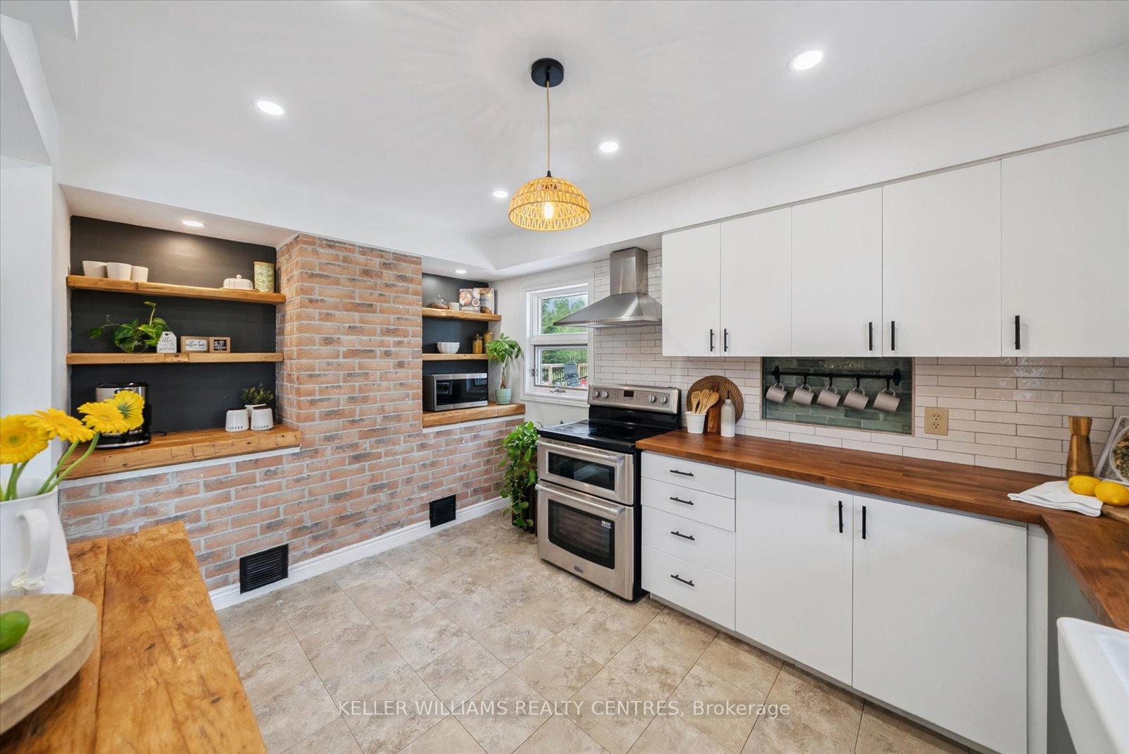 Photo 13 of 25154 Valley View Drive, Georgina, Sutton & Jackson's Point — HOMEH