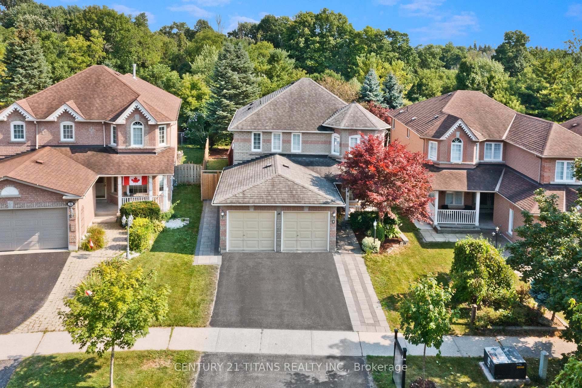 Photo 2 of 7 Annie Crescent, Ajax, Central West — HOMEH