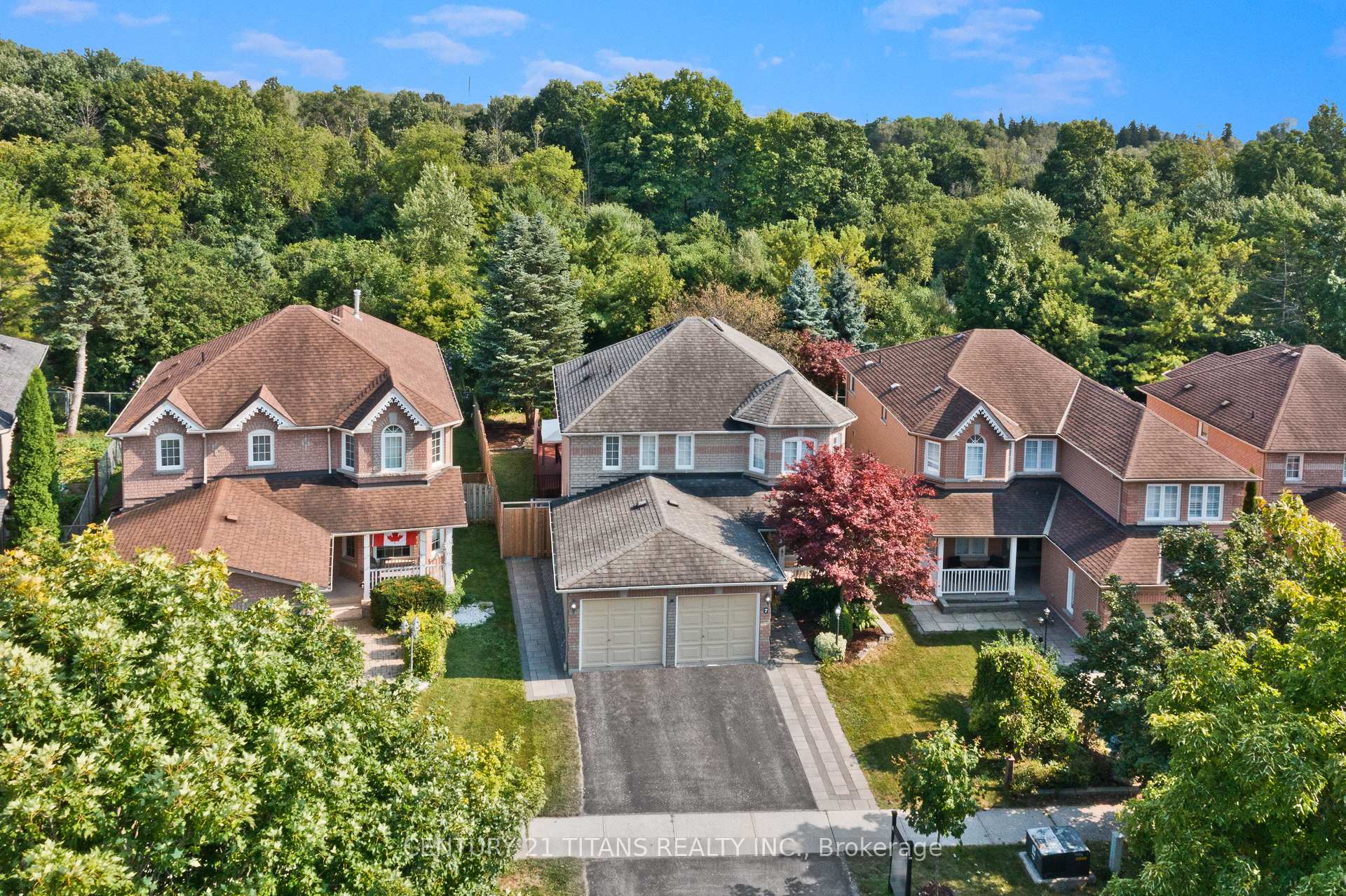 Photo 3 of 7 Annie Crescent, Ajax, Central West — HOMEH