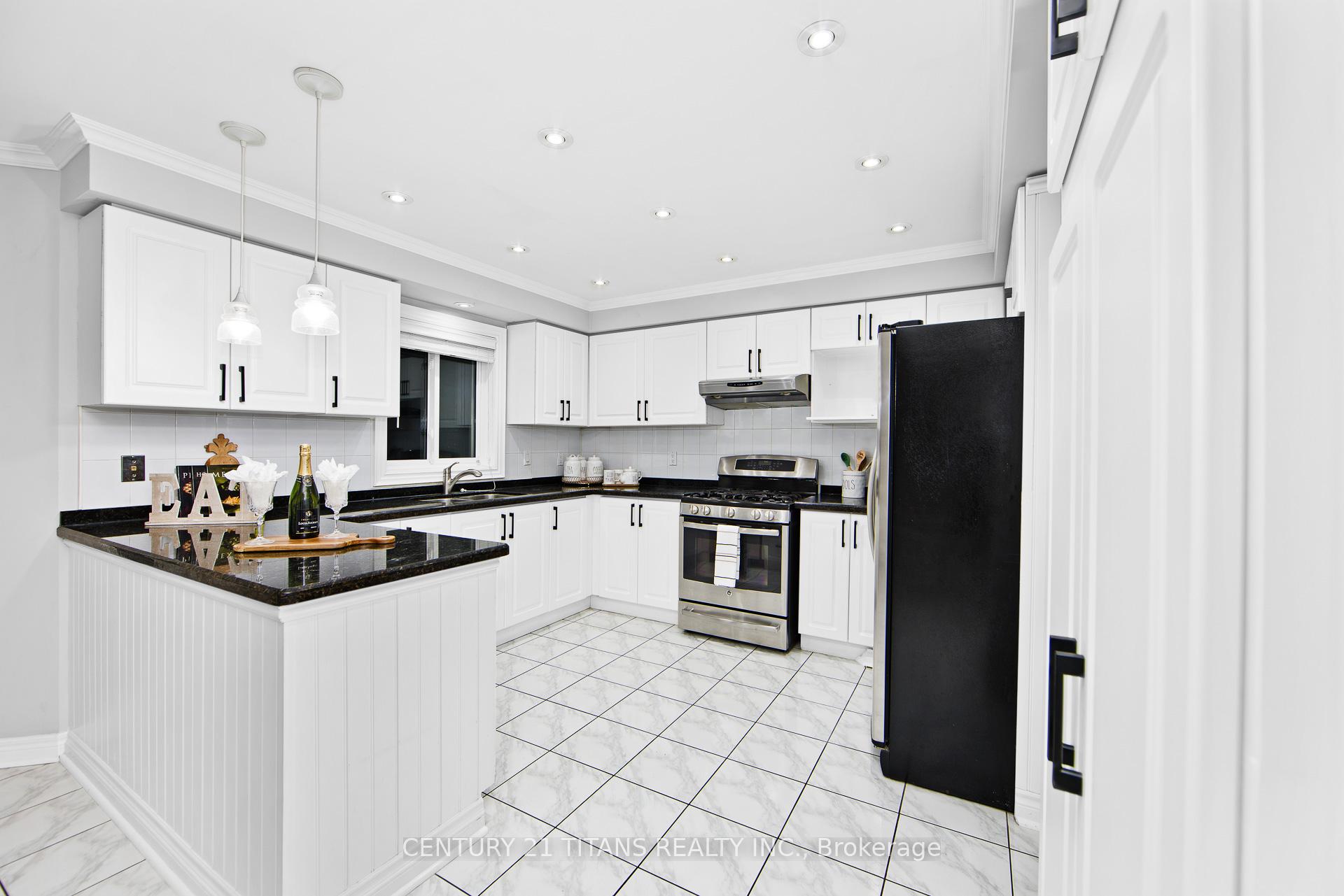 Photo 17 of 7 Annie Crescent, Ajax, Central West — HOMEH