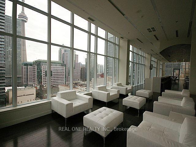 Photo 12 of Unit 301, 21 Nelson Street, Toronto, Waterfront Communities — HOMEH