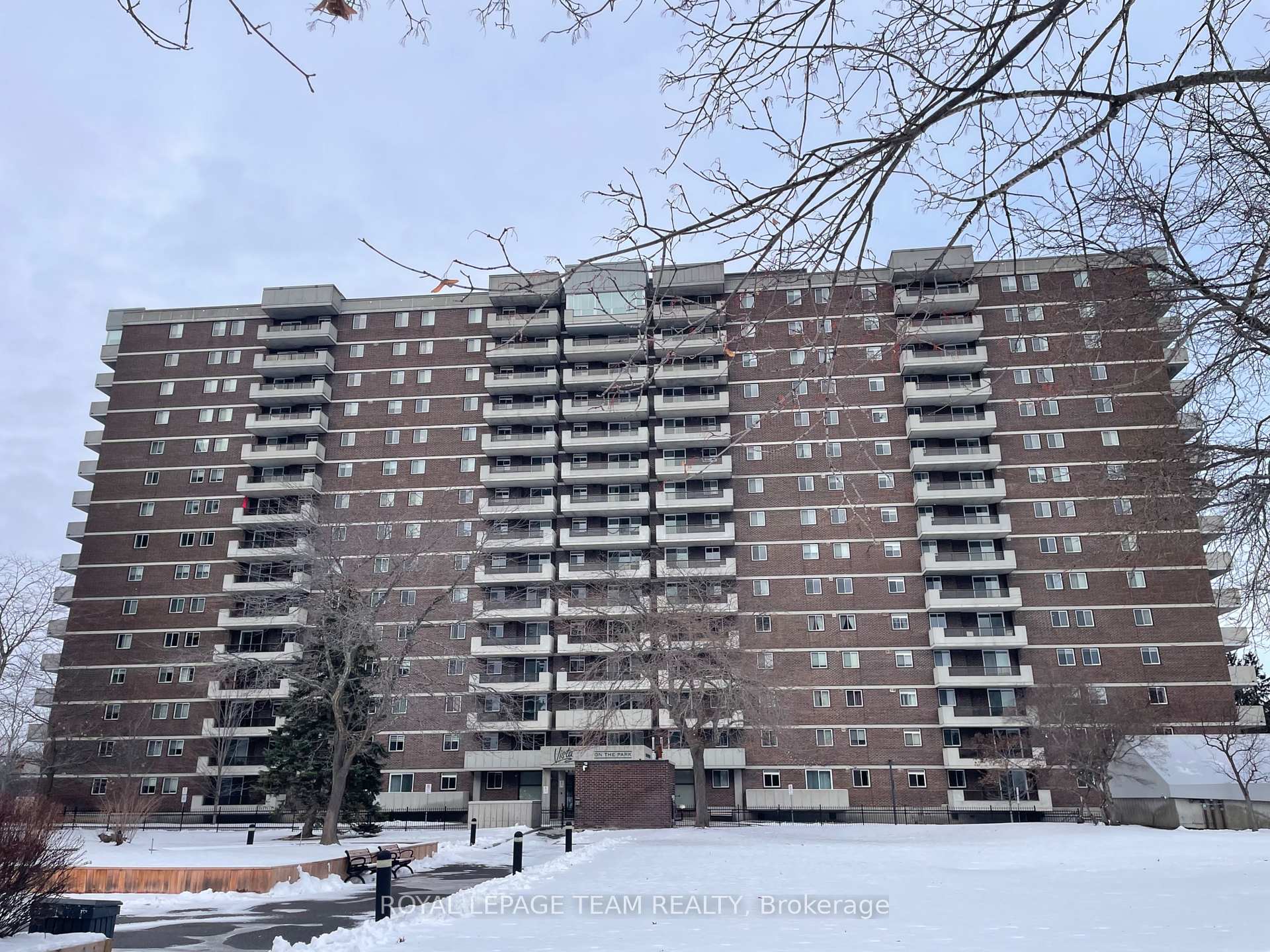 Front of Unit 1001, 1705 Playfair Drive
