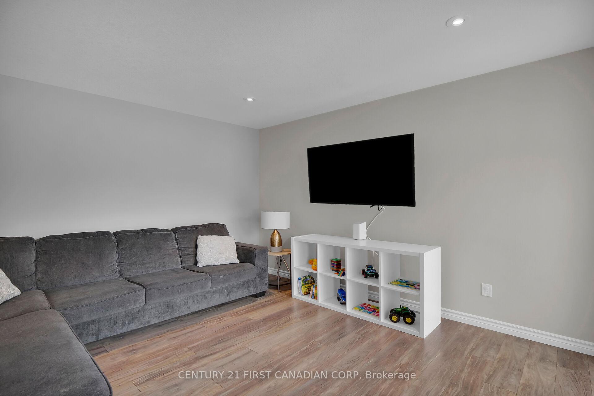 Photo 13 of 226 Emery Street, Central Elgin, Port Stanley — HOMEH