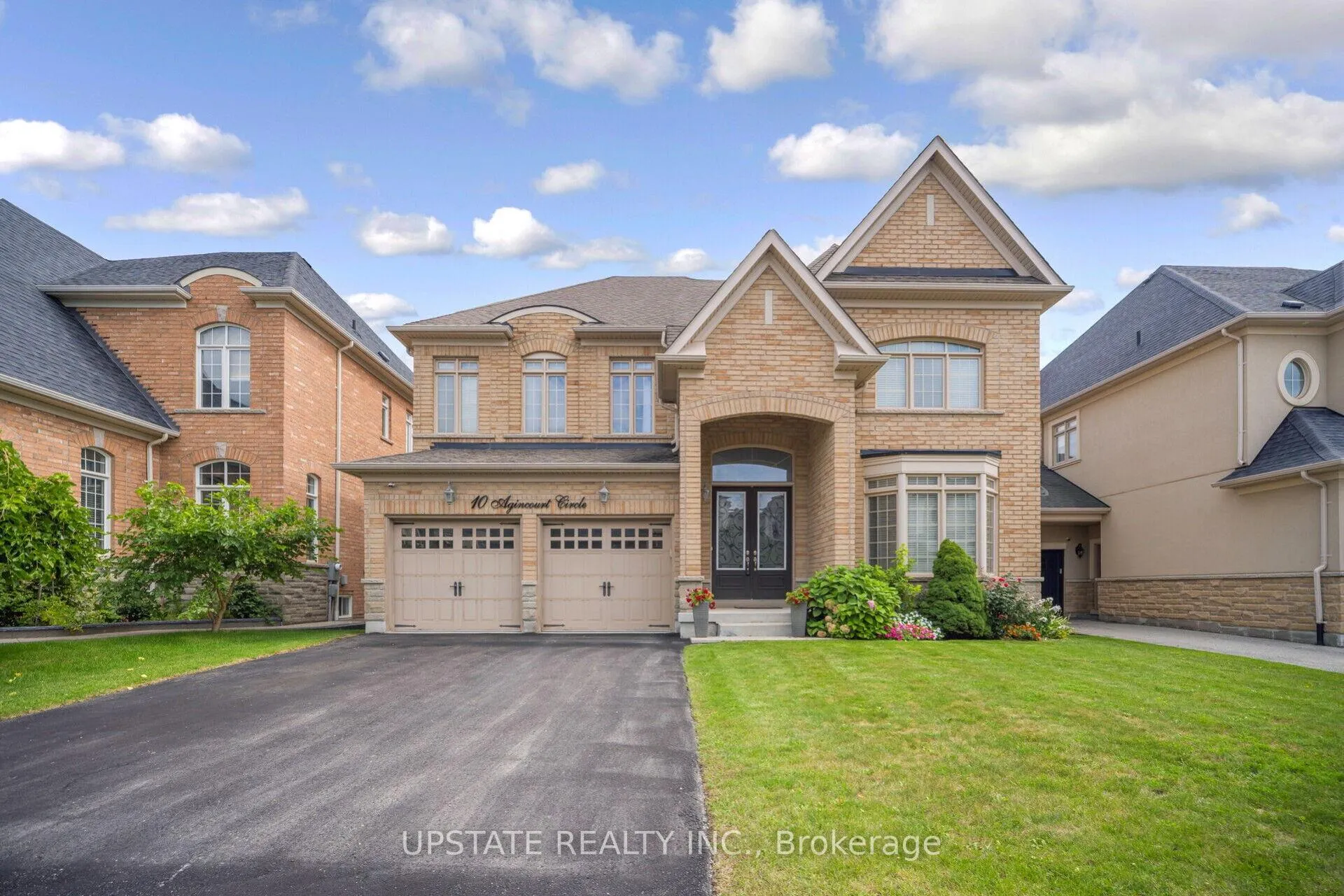 Front of 10 Agincourt Circle