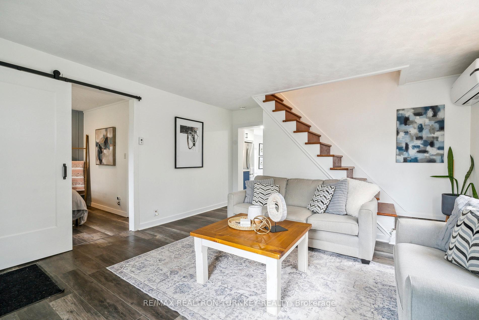 Photo 6 of 141 Nine Mile Road, Brock, Beaverton — HOMEH