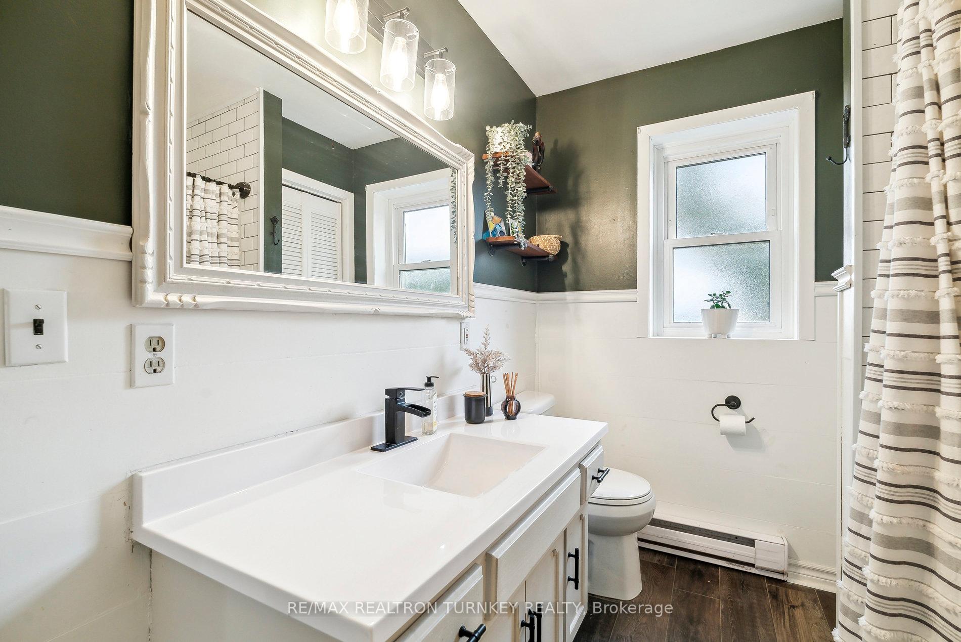 Photo 14 of 141 Nine Mile Road, Brock, Beaverton — HOMEH