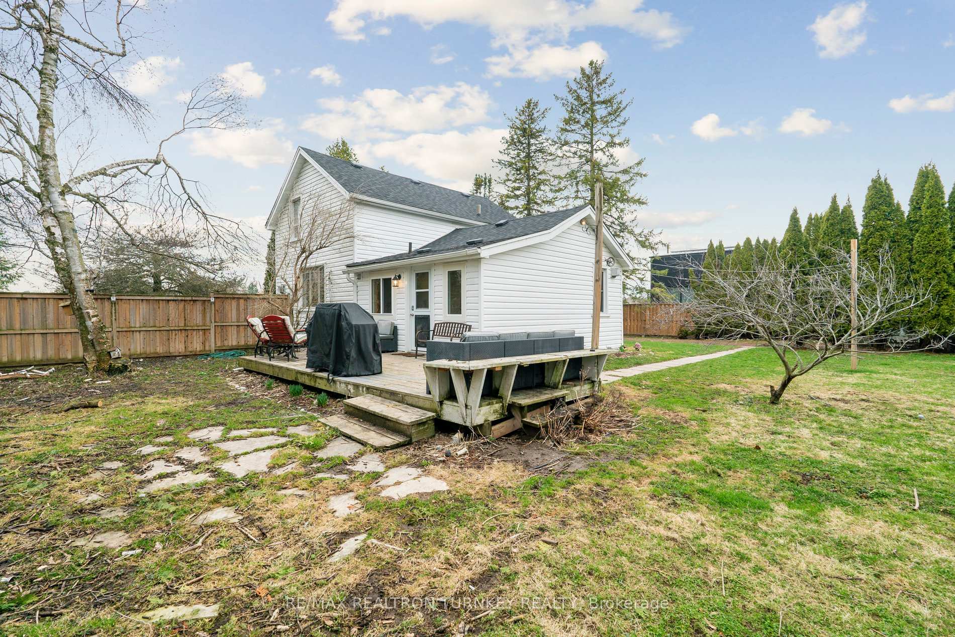 Photo 22 of 141 Nine Mile Road, Brock, Beaverton — HOMEH