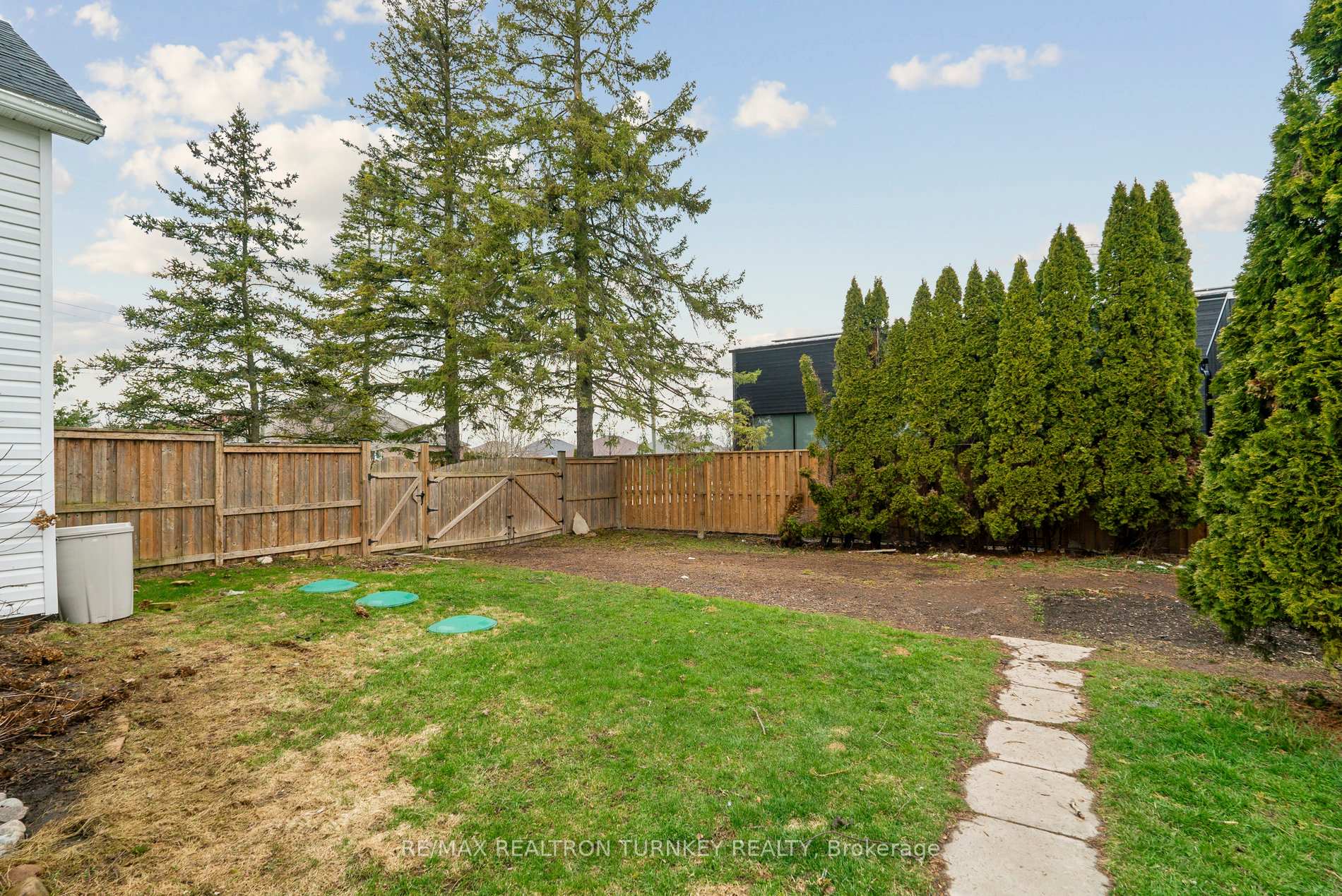 Photo 29 of 141 Nine Mile Road, Brock, Beaverton — HOMEH