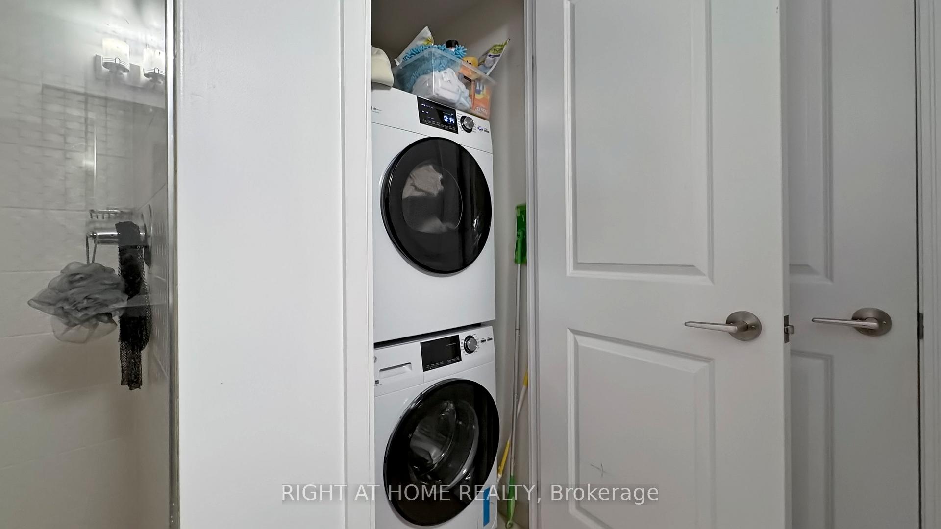 Photo 12 of Unit 907, 560 Front Street W, Toronto, Waterfront Communities — HOMEH