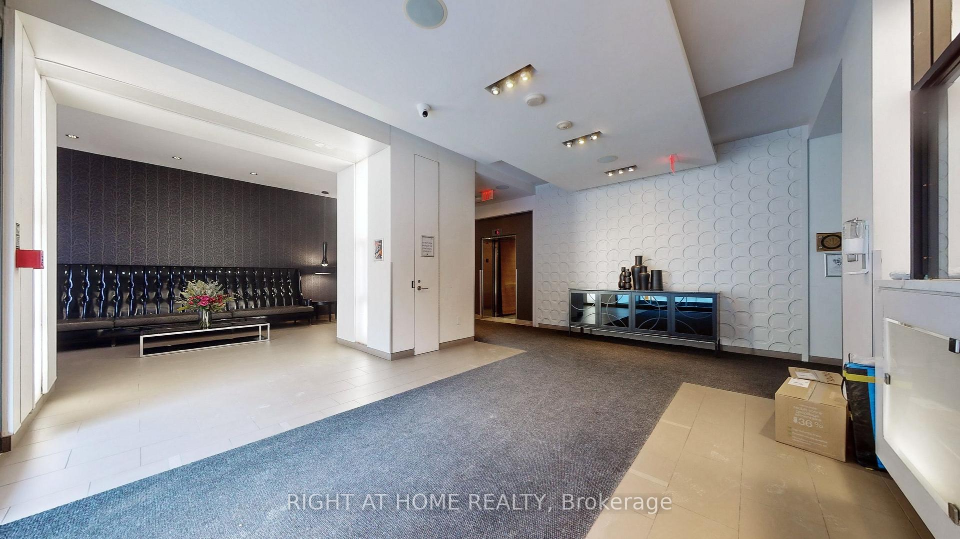 Photo 16 of Unit 907, 560 Front Street W, Toronto, Waterfront Communities — HOMEH
