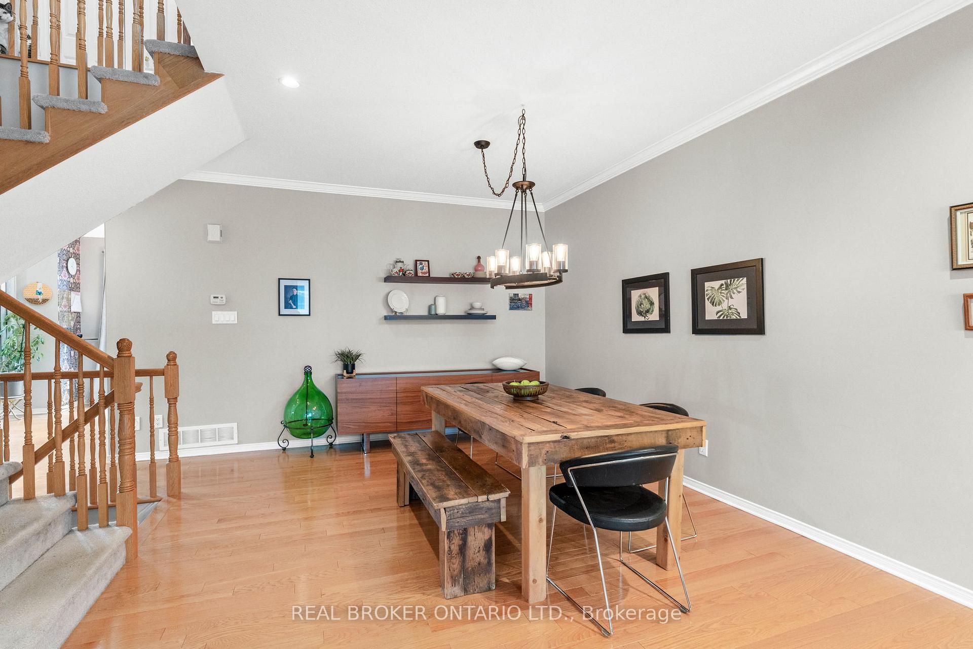 Photo 5 of 135 Rocky Hill Drive, Ottawa, Barrhaven - Strandherd — HOMEH