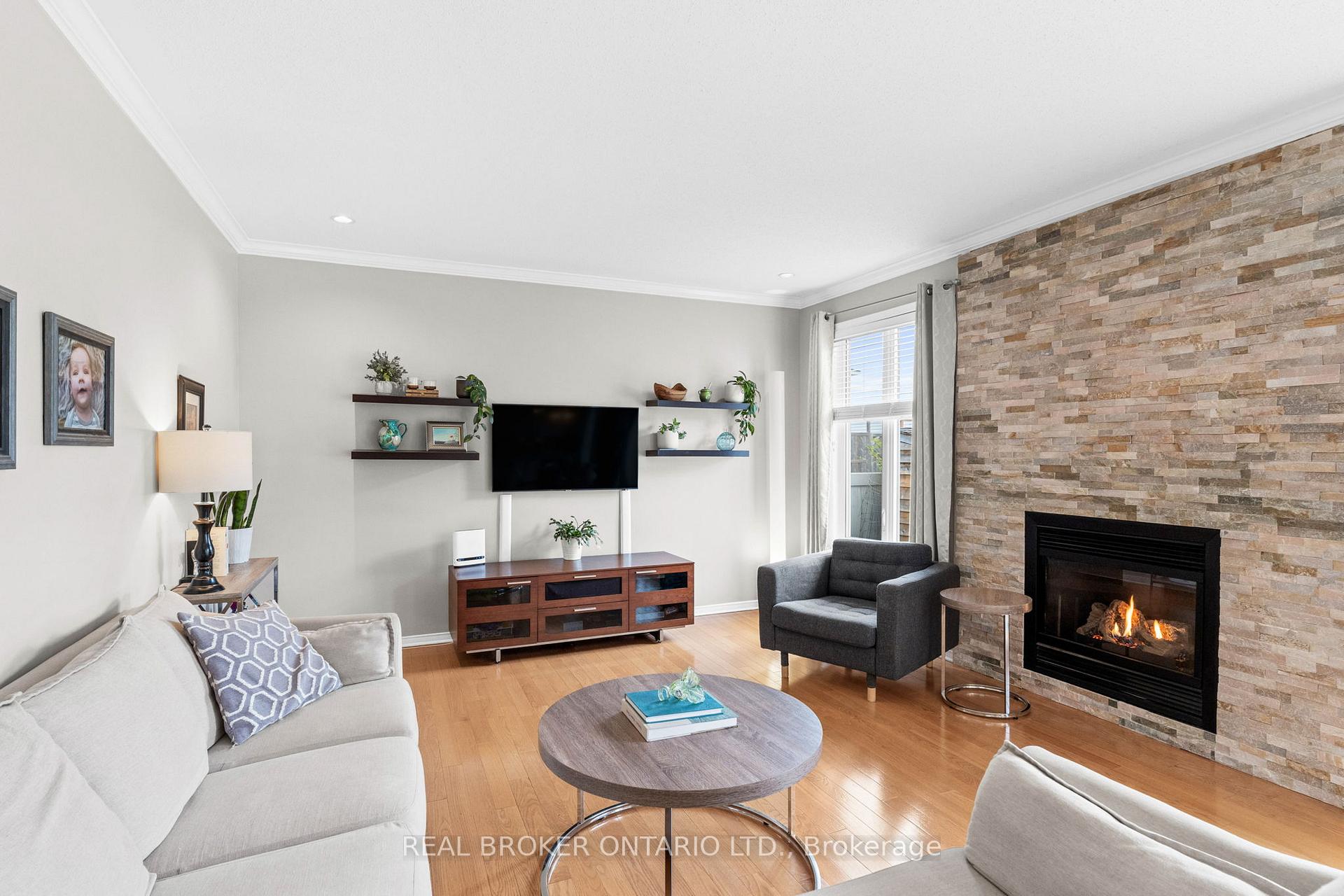 Photo 14 of 135 Rocky Hill Drive, Ottawa, Barrhaven - Strandherd — HOMEH