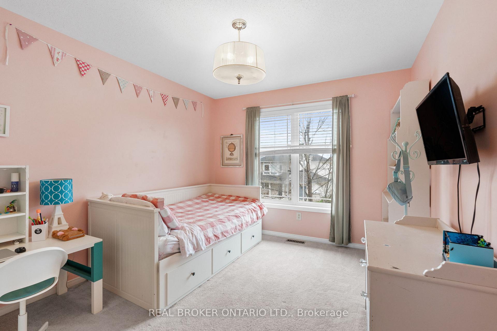 Photo 27 of 135 Rocky Hill Drive, Ottawa, Barrhaven - Strandherd — HOMEH