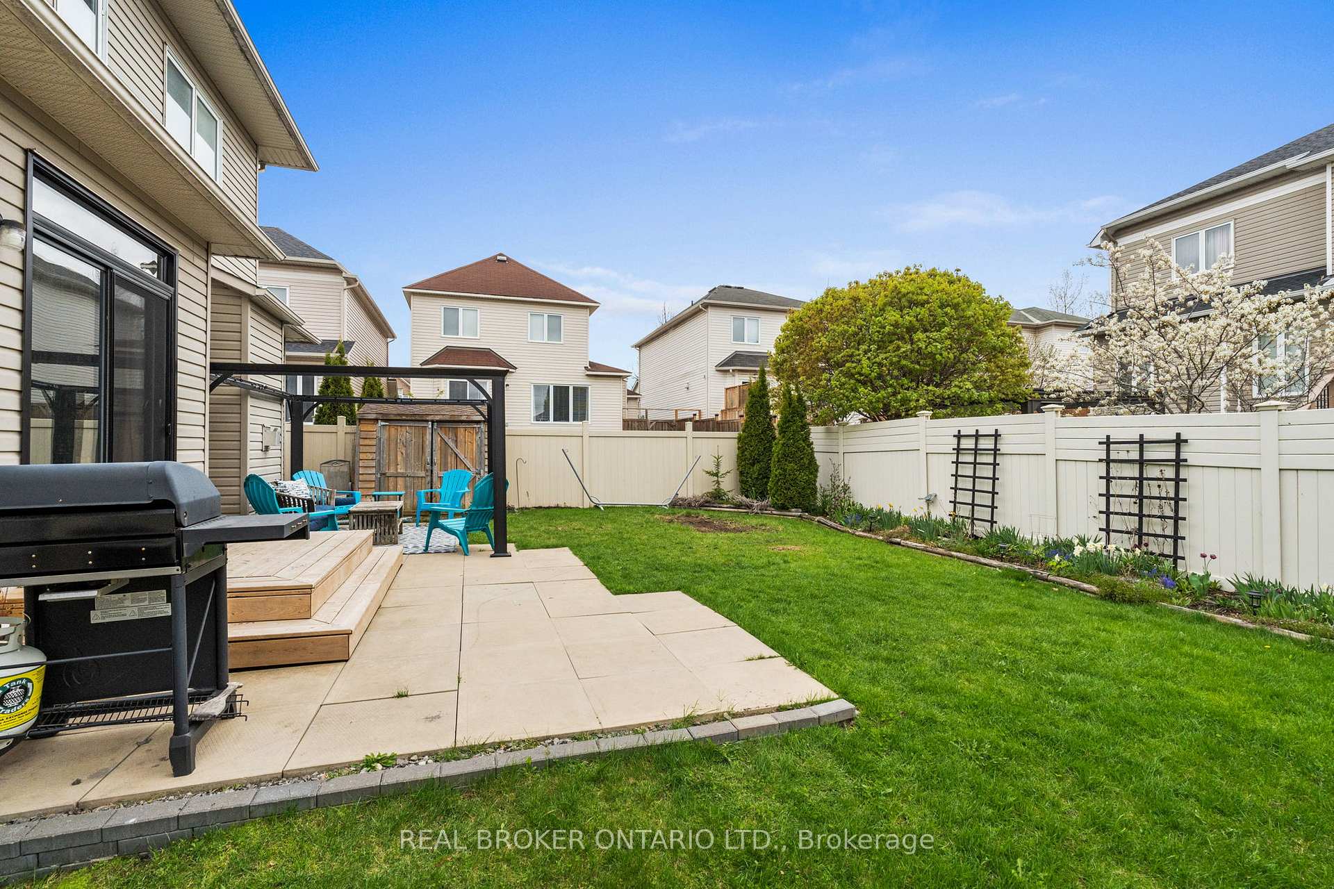 Photo 36 of 135 Rocky Hill Drive, Ottawa, Barrhaven - Strandherd — HOMEH