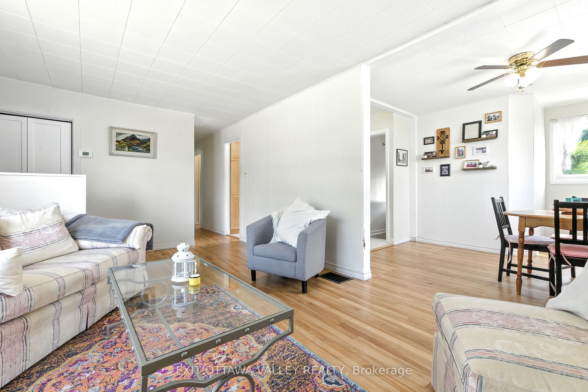 Photo 9 of 12 Summit Street, Deep River — HOMEH