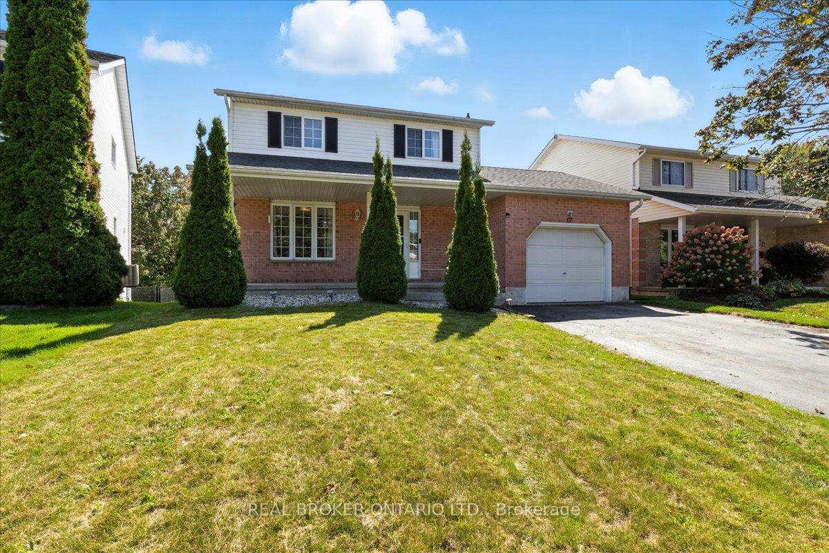 Photo 1 of 87 Dawn Crescent, Cambridge — HOMEH