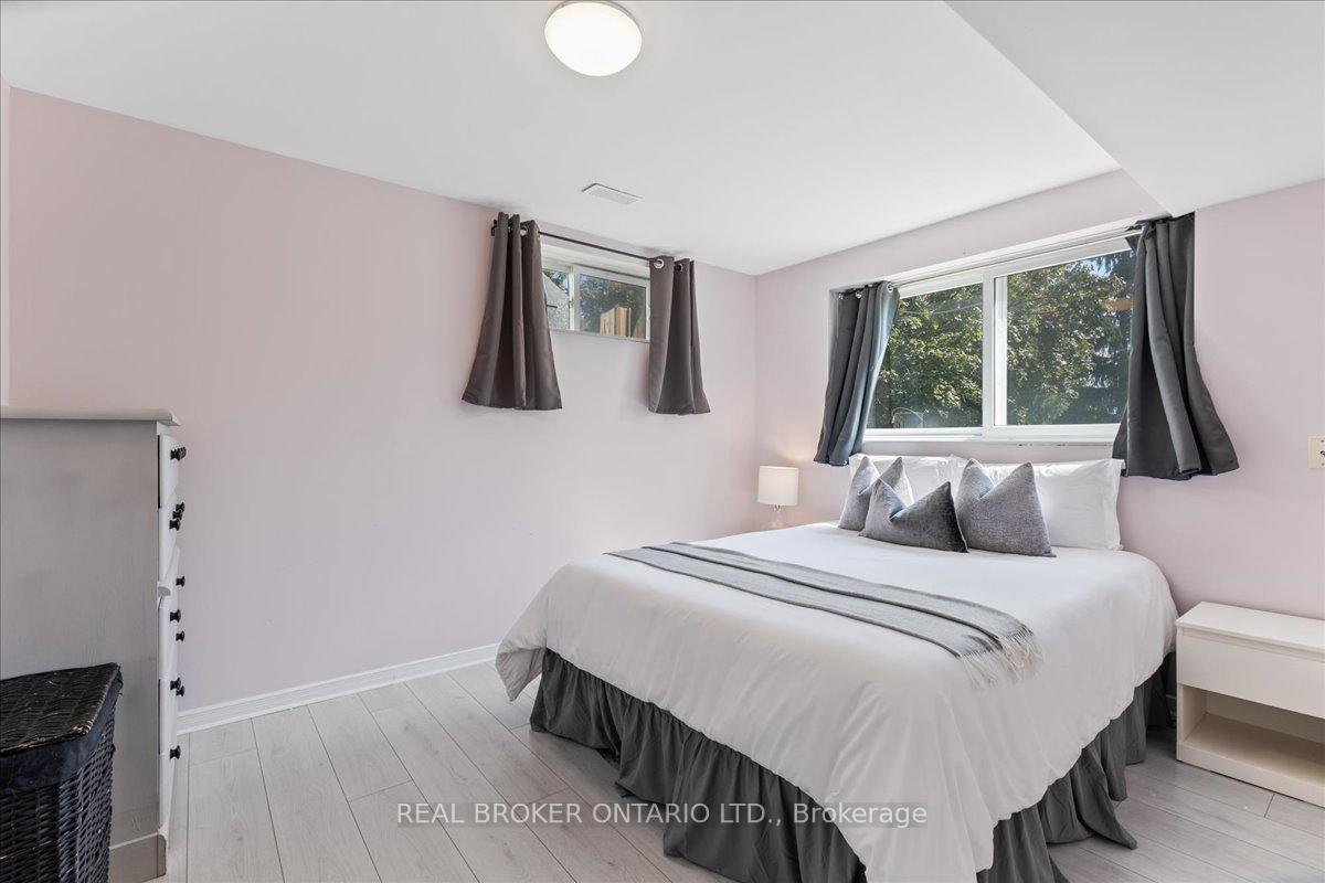 Photo 22 of 87 Dawn Crescent, Cambridge — HOMEH