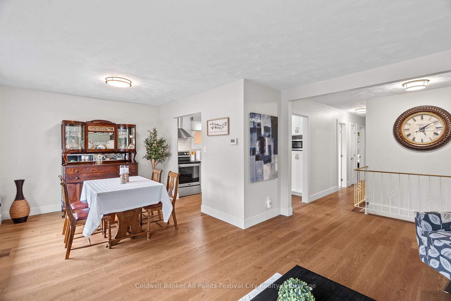 Photo 18 of 23 Trafalgar Street, Goderich, Goderich (Town) — HOMEH