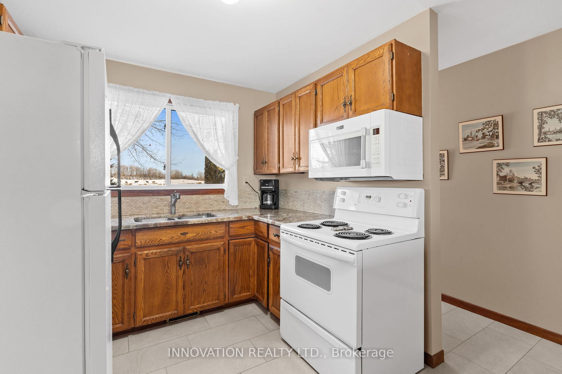Photo 8 of 4807 Ferry Road, Ottawa, Fitzroy — HOMEH