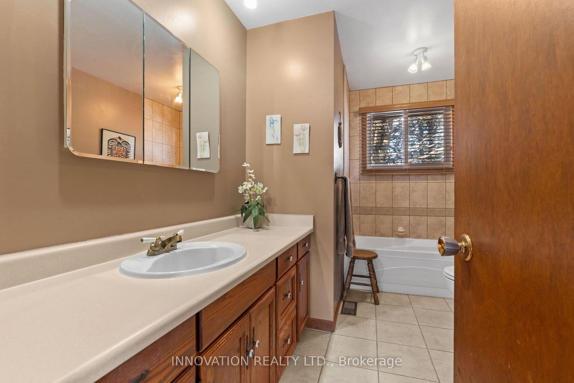Photo 21 of 4807 Ferry Road, Ottawa, Fitzroy — HOMEH