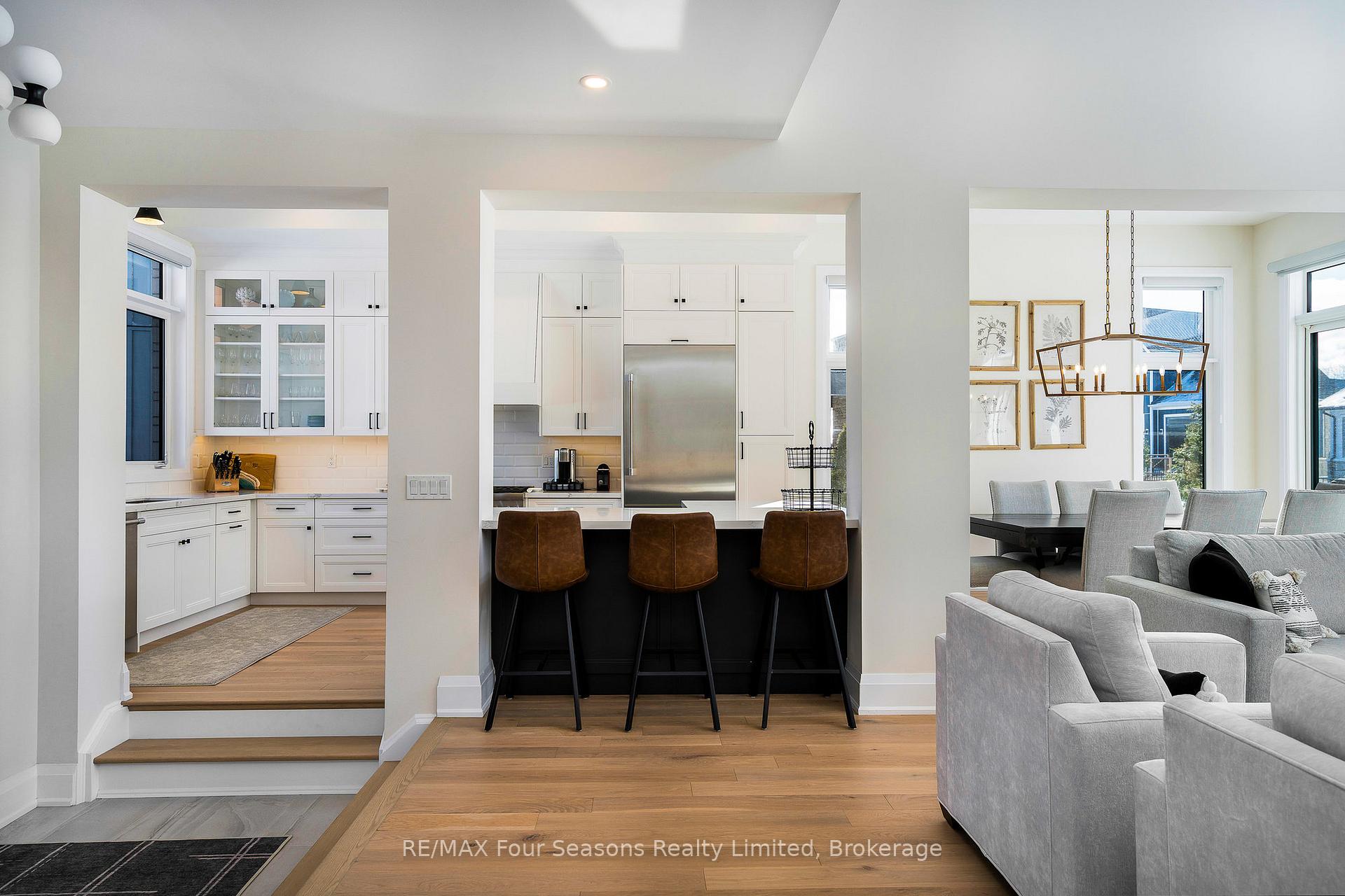 Photo 5 of 113 Cattail Crescent, Blue Mountains — HOMEH