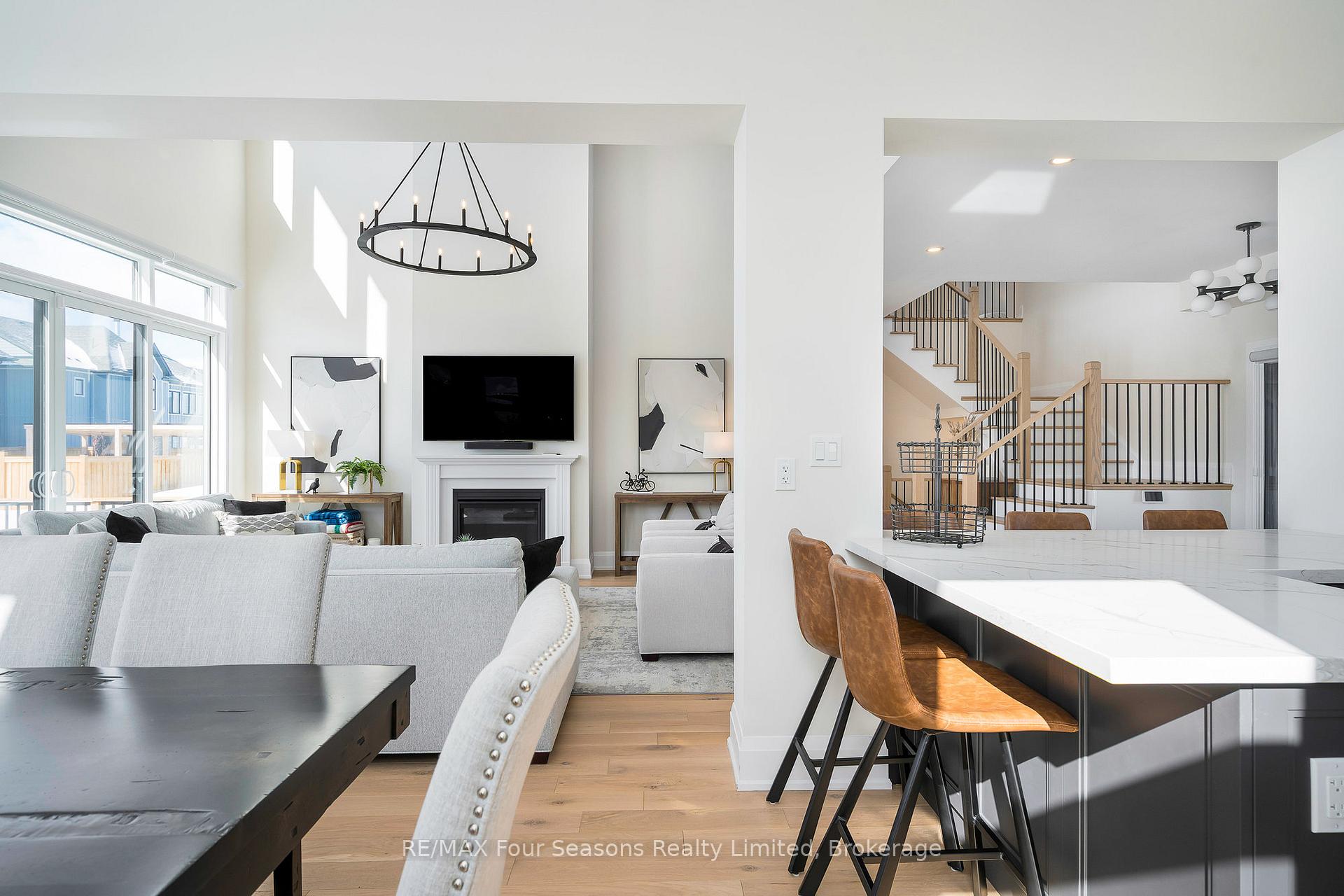 Photo 15 of 113 Cattail Crescent, Blue Mountains — HOMEH