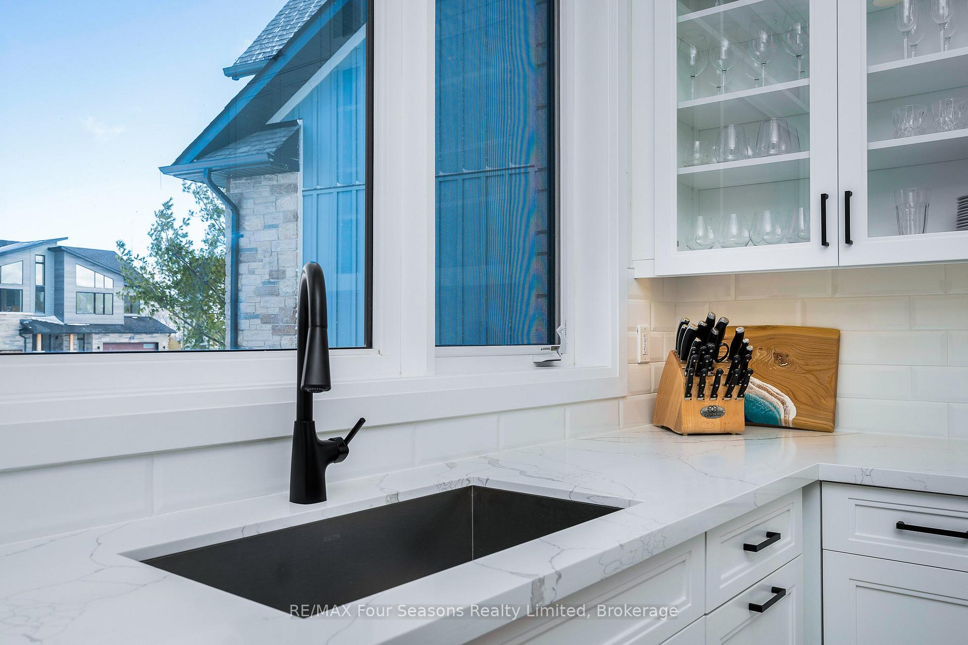 Photo 20 of 113 Cattail Crescent, Blue Mountains — HOMEH