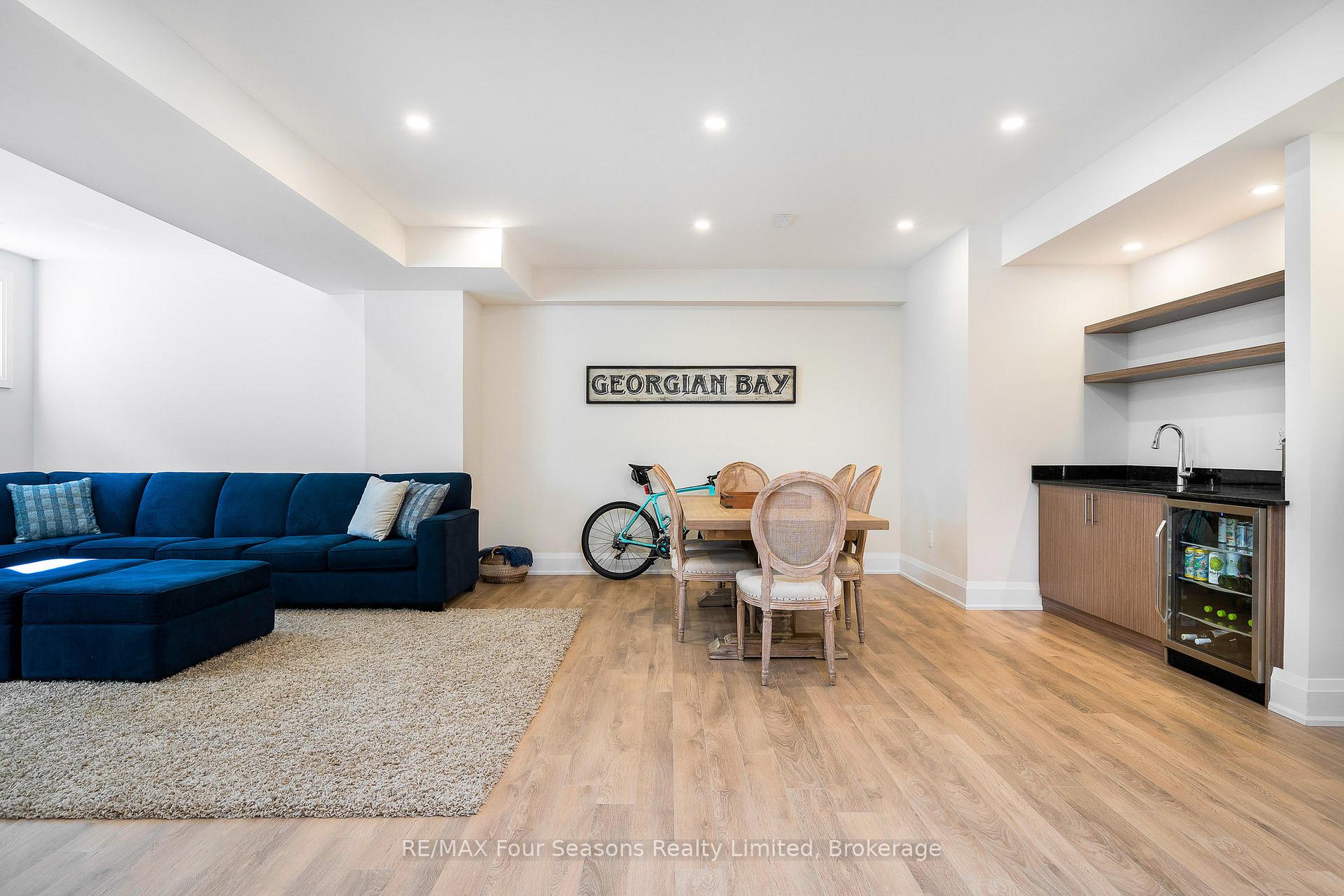 Photo 36 of 113 Cattail Crescent, Blue Mountains — HOMEH
