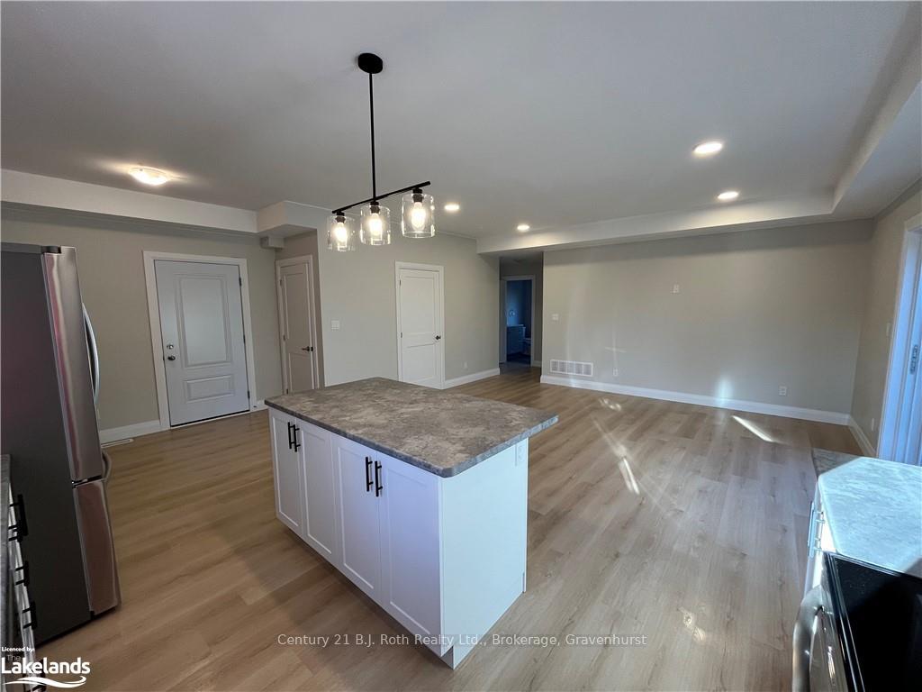 Photo 3 of Unit 1, 615 Wagner Street, Gravenhurst, Muskoka (S) — HOMEH