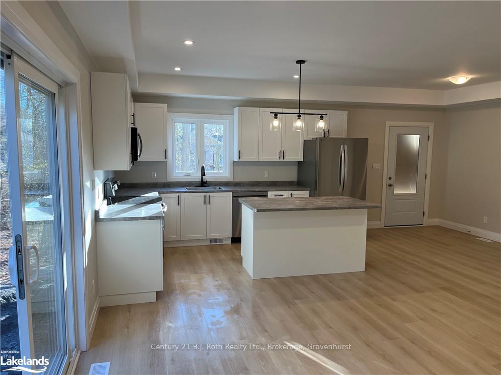 Photo 5 of Unit 1, 615 Wagner Street, Gravenhurst, Muskoka (S) — HOMEH