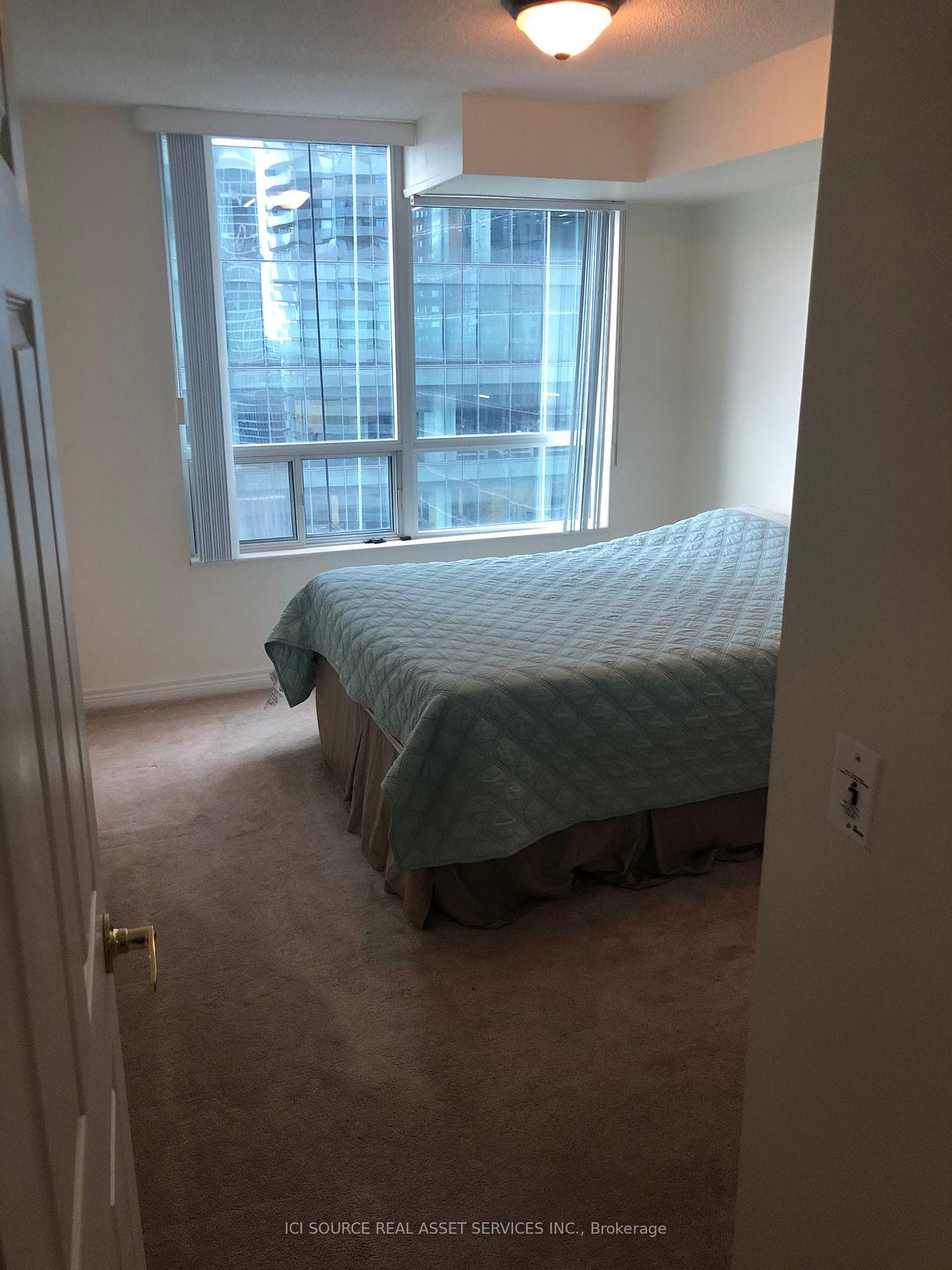 Photo 5 of Unit 2605, 30 Grand Trunk Crescent, Toronto, Waterfront Communities — HOMEH