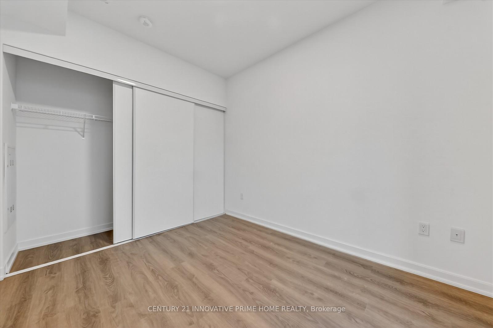 Photo 18 of Unit 910, 8 Interchange Way, Vaughan, Vaughan Corporate Centre — HOMEH