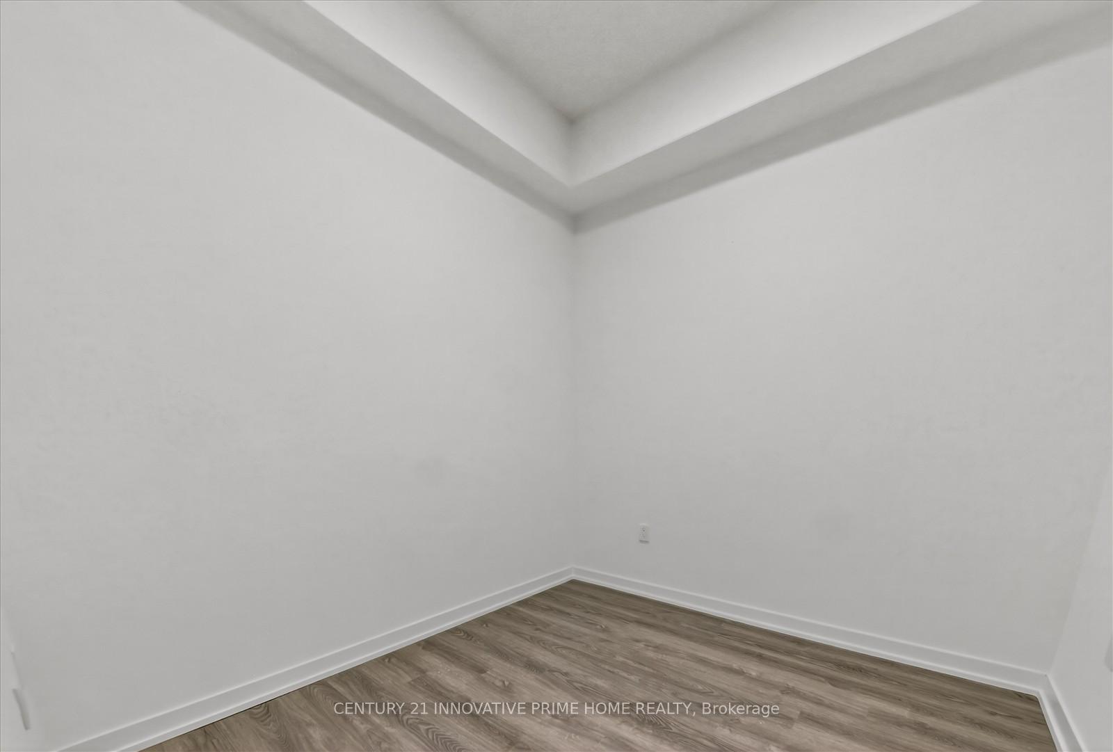 Photo 27 of Unit 910, 8 Interchange Way, Vaughan, Vaughan Corporate Centre — HOMEH