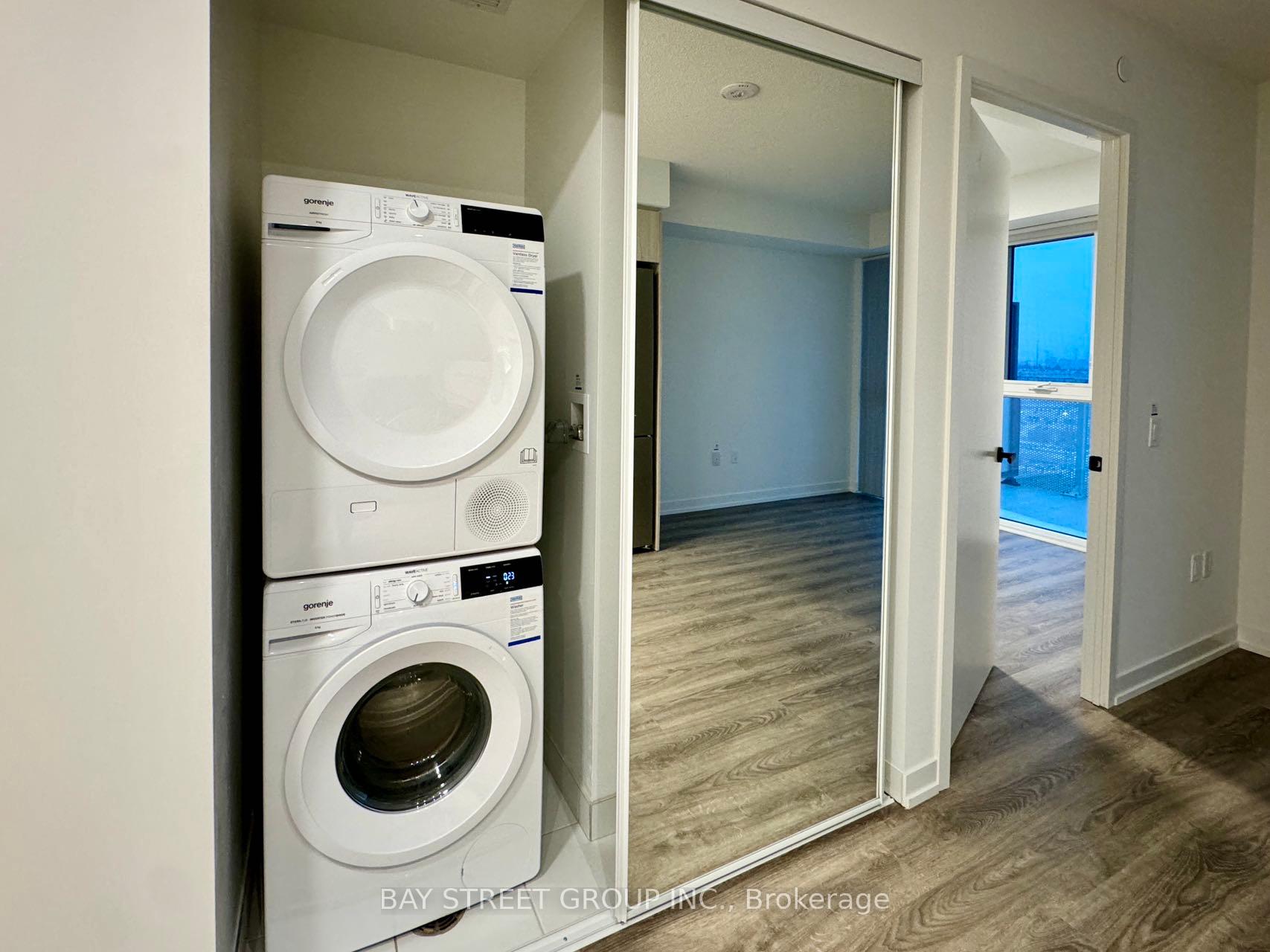 Photo 9 of Unit 705, 195 Commerce Street, Vaughan, Vaughan Corporate Centre — HOMEH