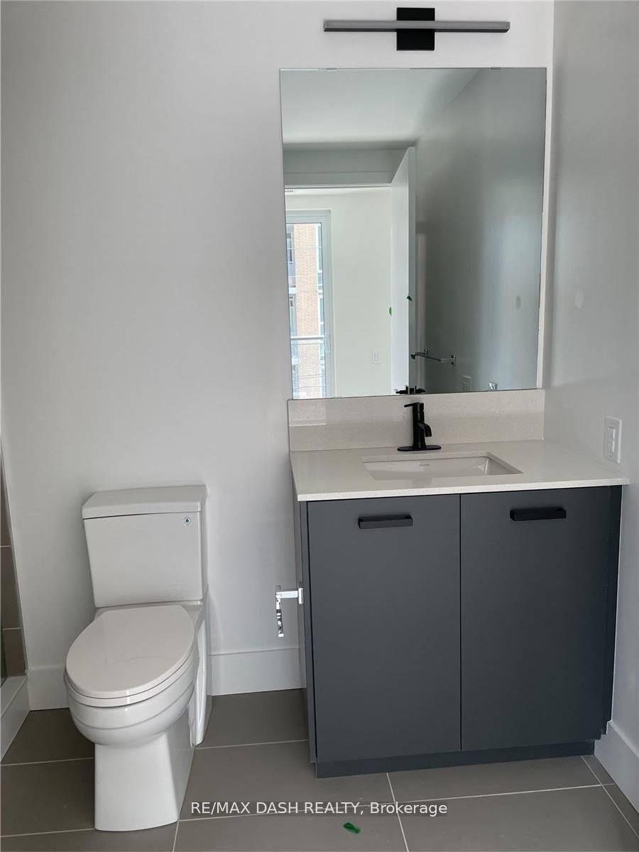 Photo 5 of Unit 305, 1888 Queen Street E, Toronto, The Beaches — HOMEH