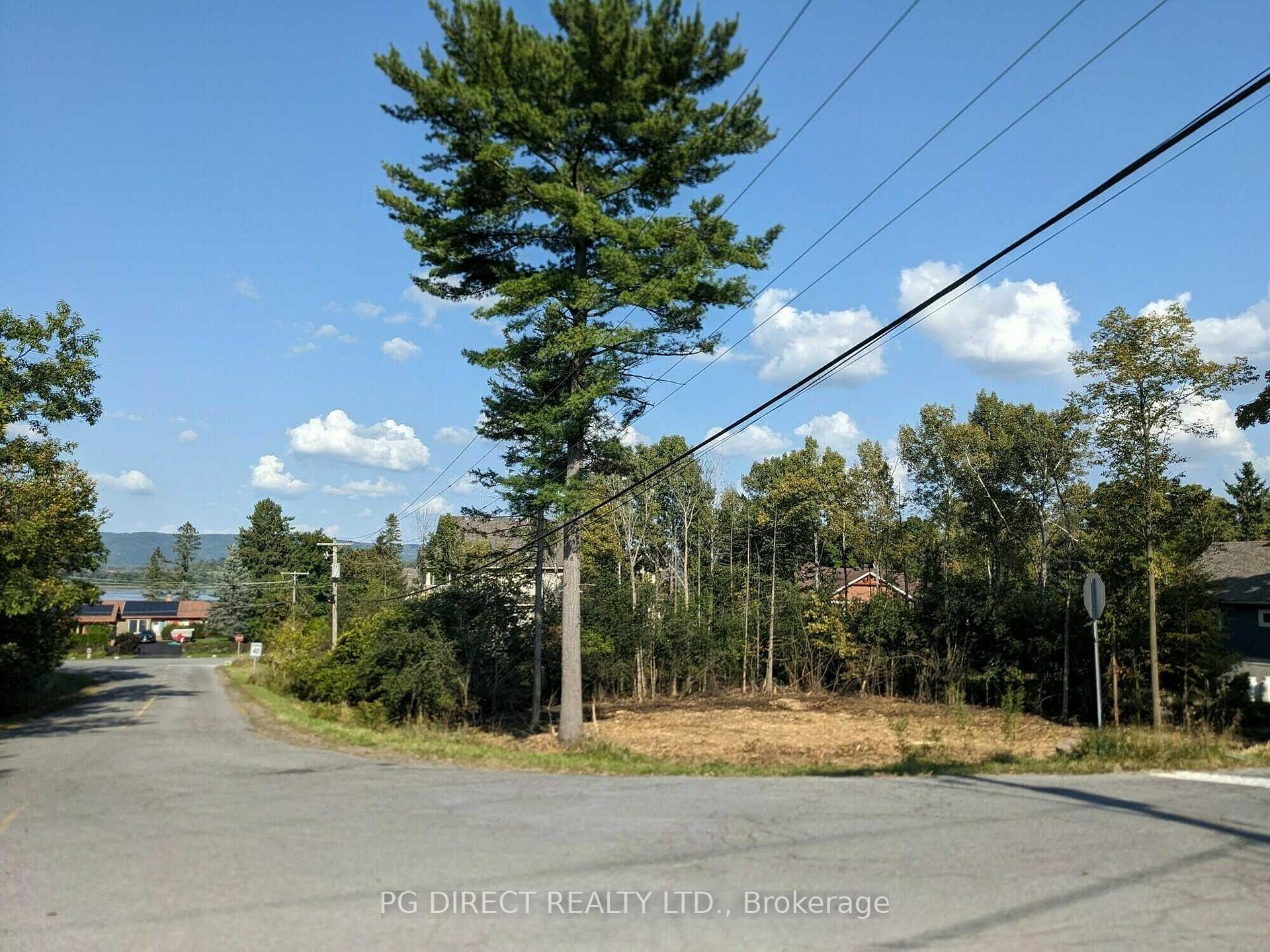 Photo 4 of Old Maple Lane, Ottawa, Dunrobin Shores — HOMEH