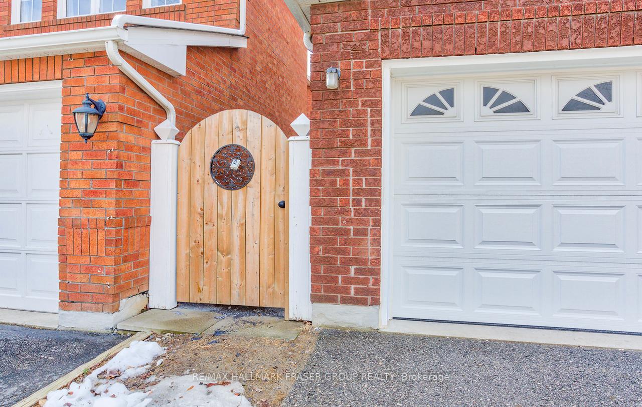 Photo 2 of Unit Bsmt, 48 Tawn Crescent, Ajax, Central — HOMEH