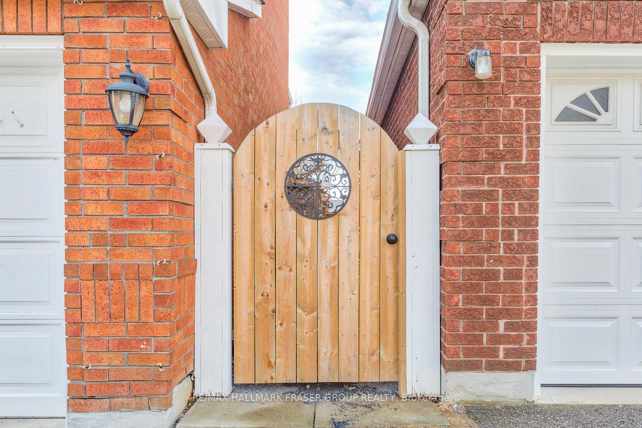 Photo 3 of Unit Bsmt, 48 Tawn Crescent, Ajax, Central — HOMEH